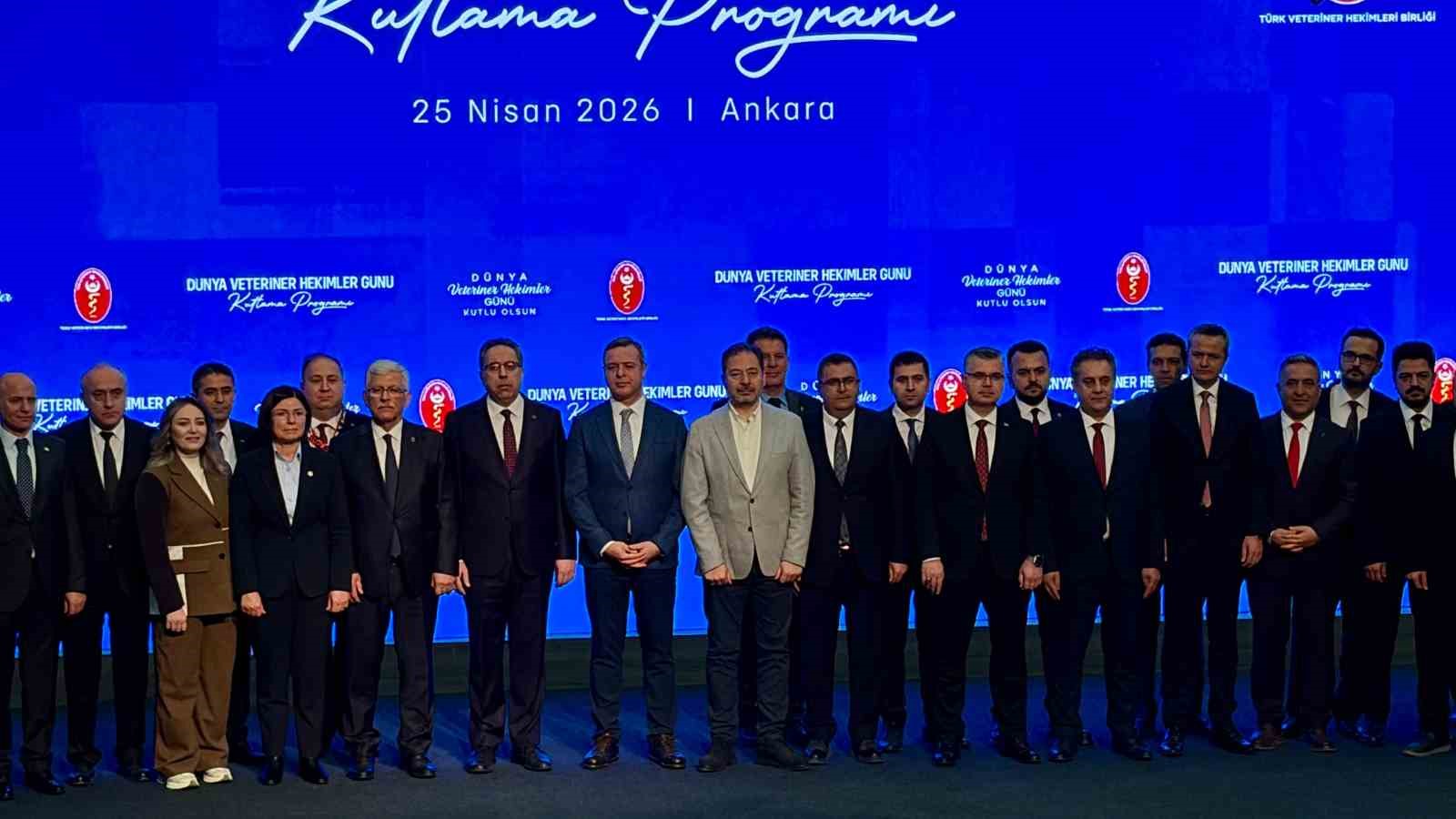 TVHB Başkanı Eroğlu: "Sağlıklı toplum hedefini gerçekleştirmek için mutlaka veteriner hekimlik hizmetlerine ihtiyaç var"
