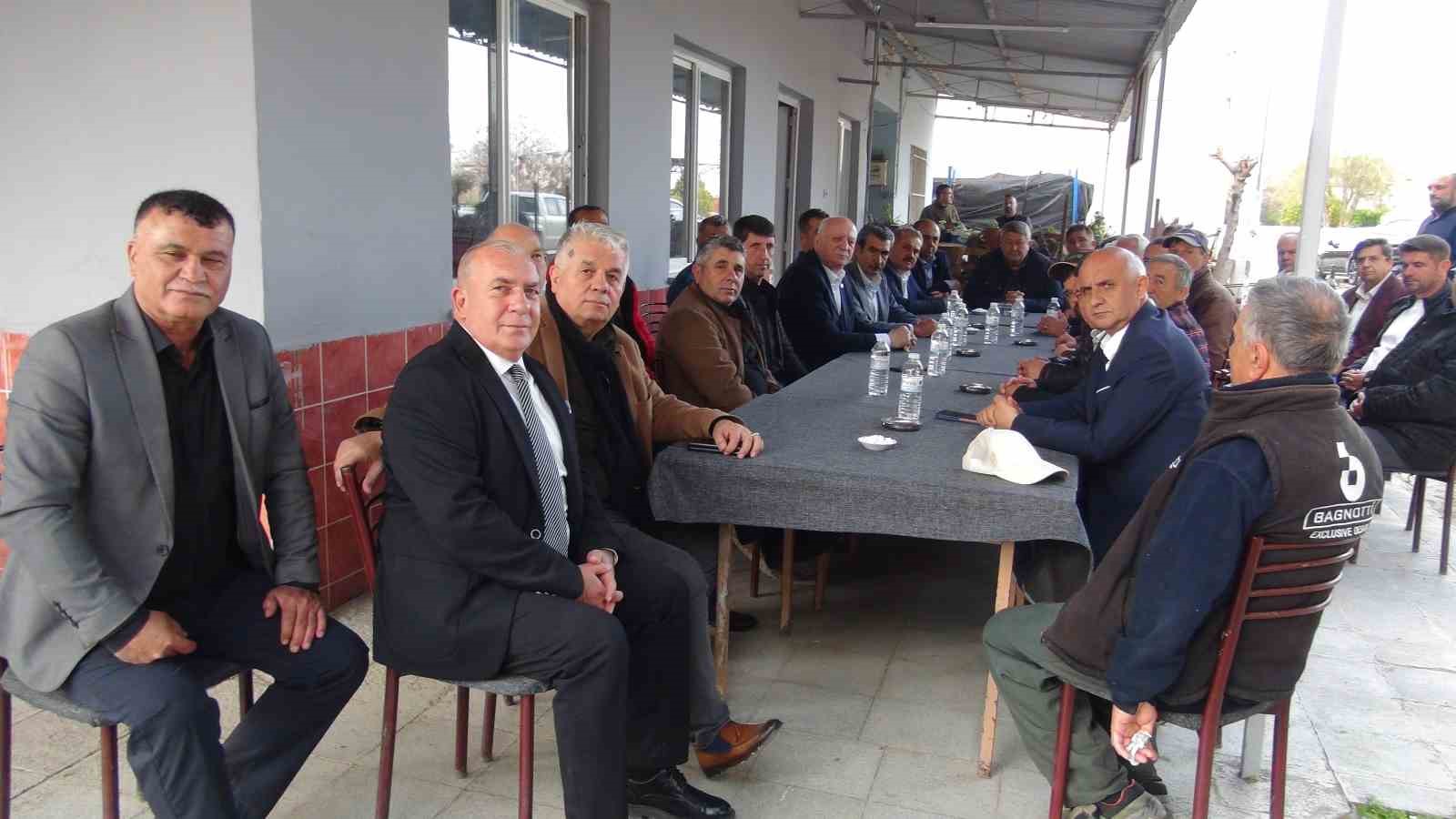 TZOB Genel Başkanı Bayraktar, Manisa’da su altında kalan tarım arazilerini inceledi, destek çağrısı yaptı
