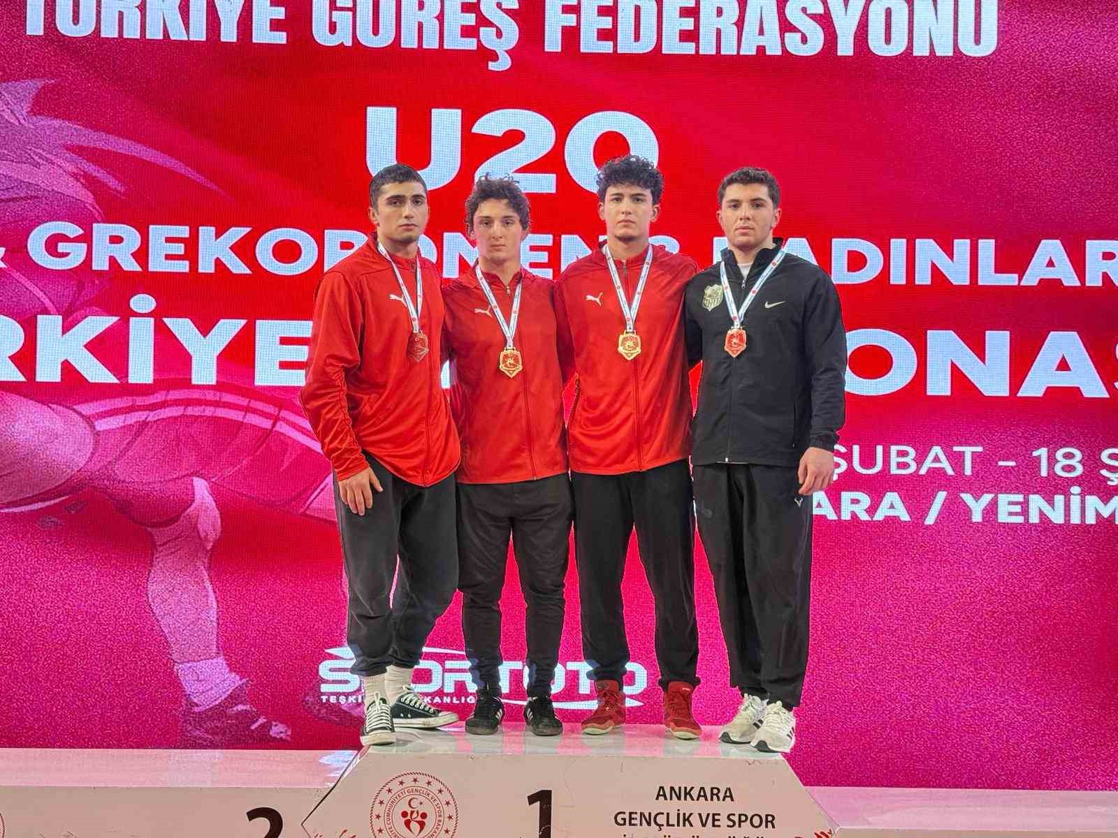 U20 Serbest Güreş Türkiye Şampiyonası’nda ikinci gün tamamlandı
