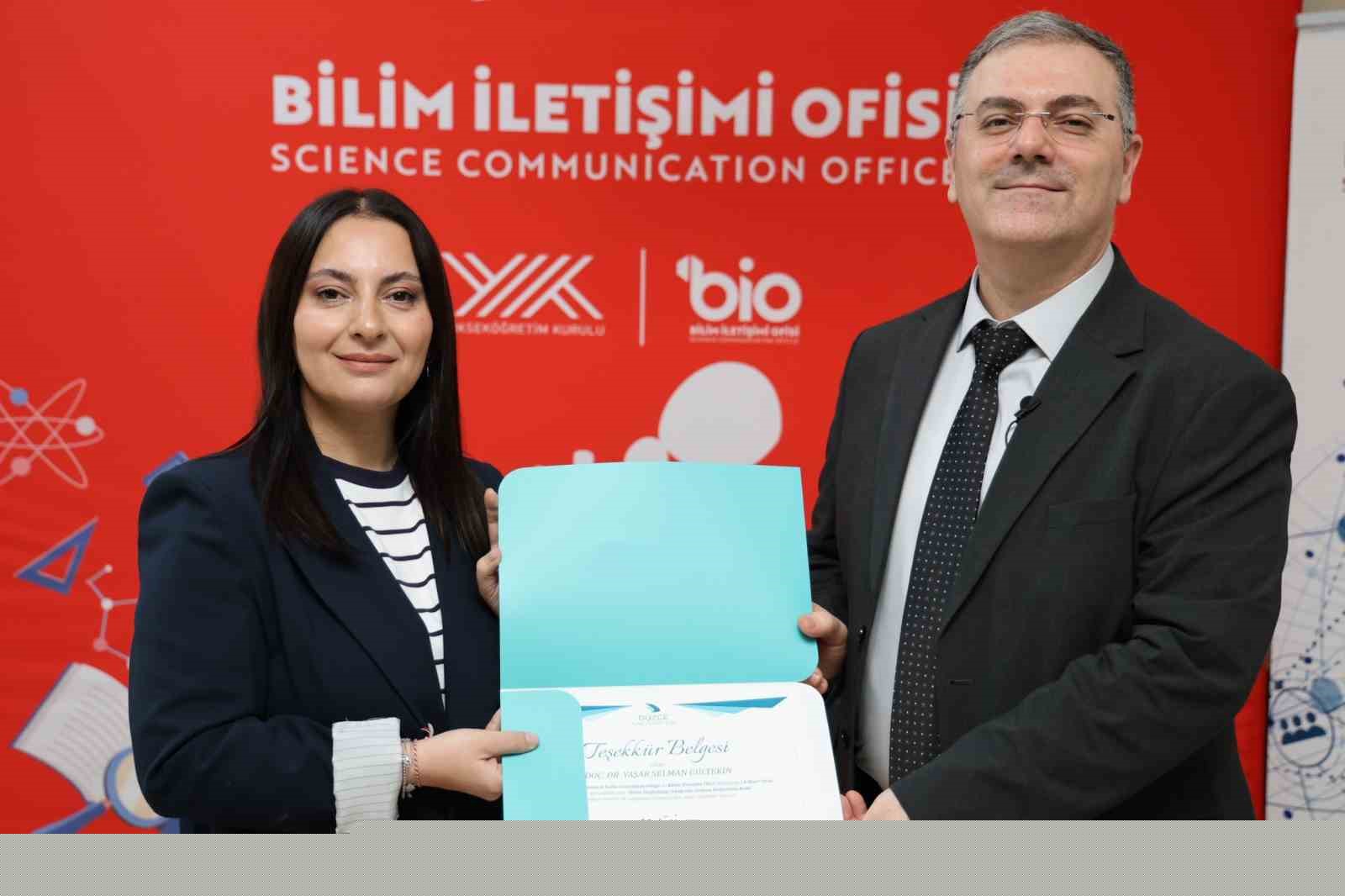 Ücretsiz fidan dağıtıldı
