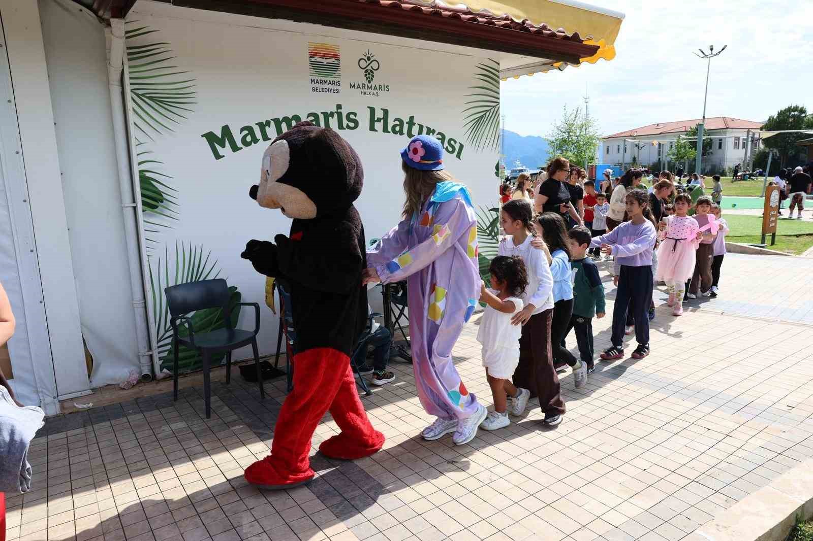 Uçurtmalar gökyüzünü, çocuklar da Burunucu’nu renklendirdi
