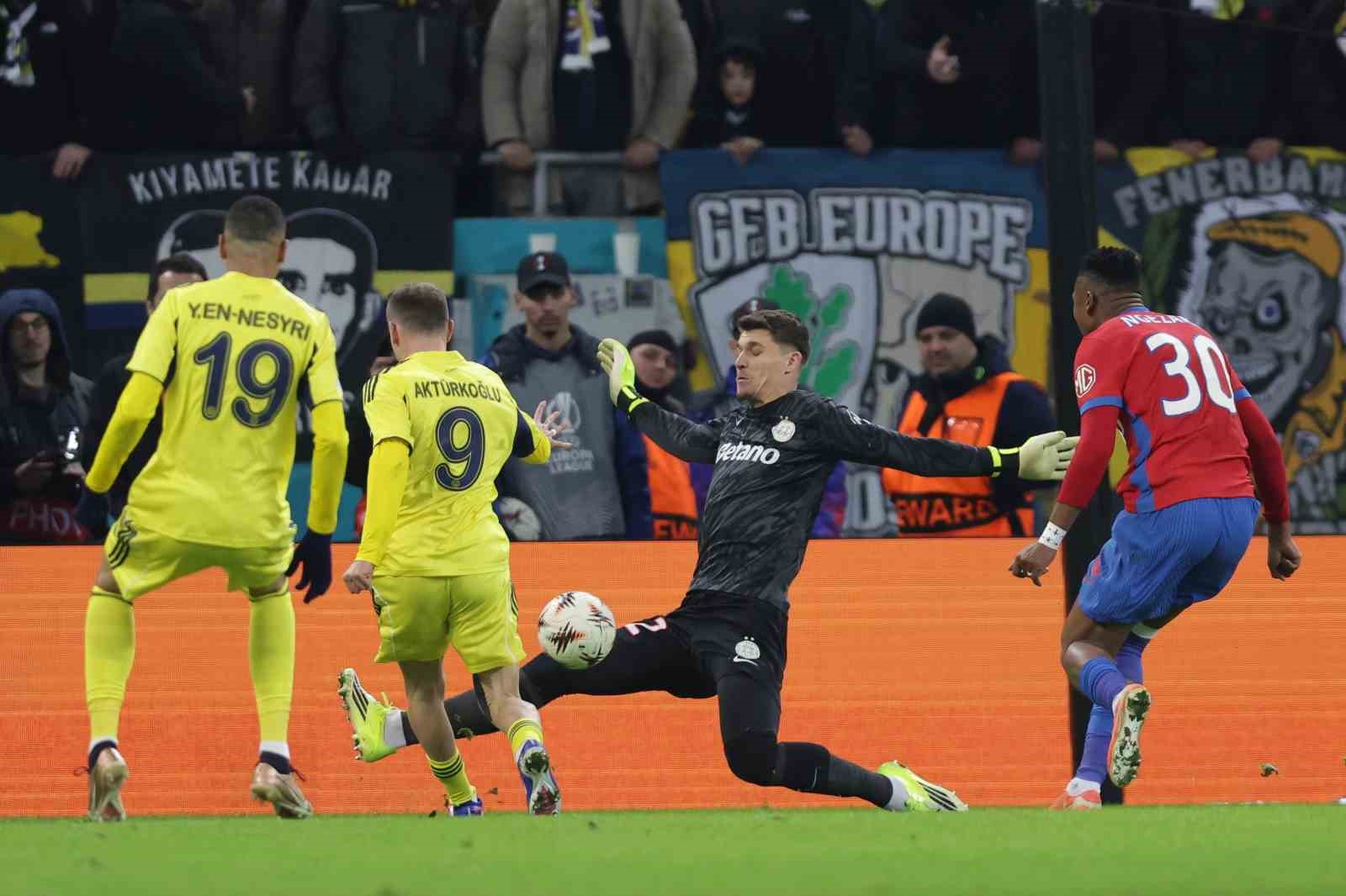 UEFA Avrupa Ligi: FCSB: 1 - Fenerbahçe: 1 (Maç sonucu)
