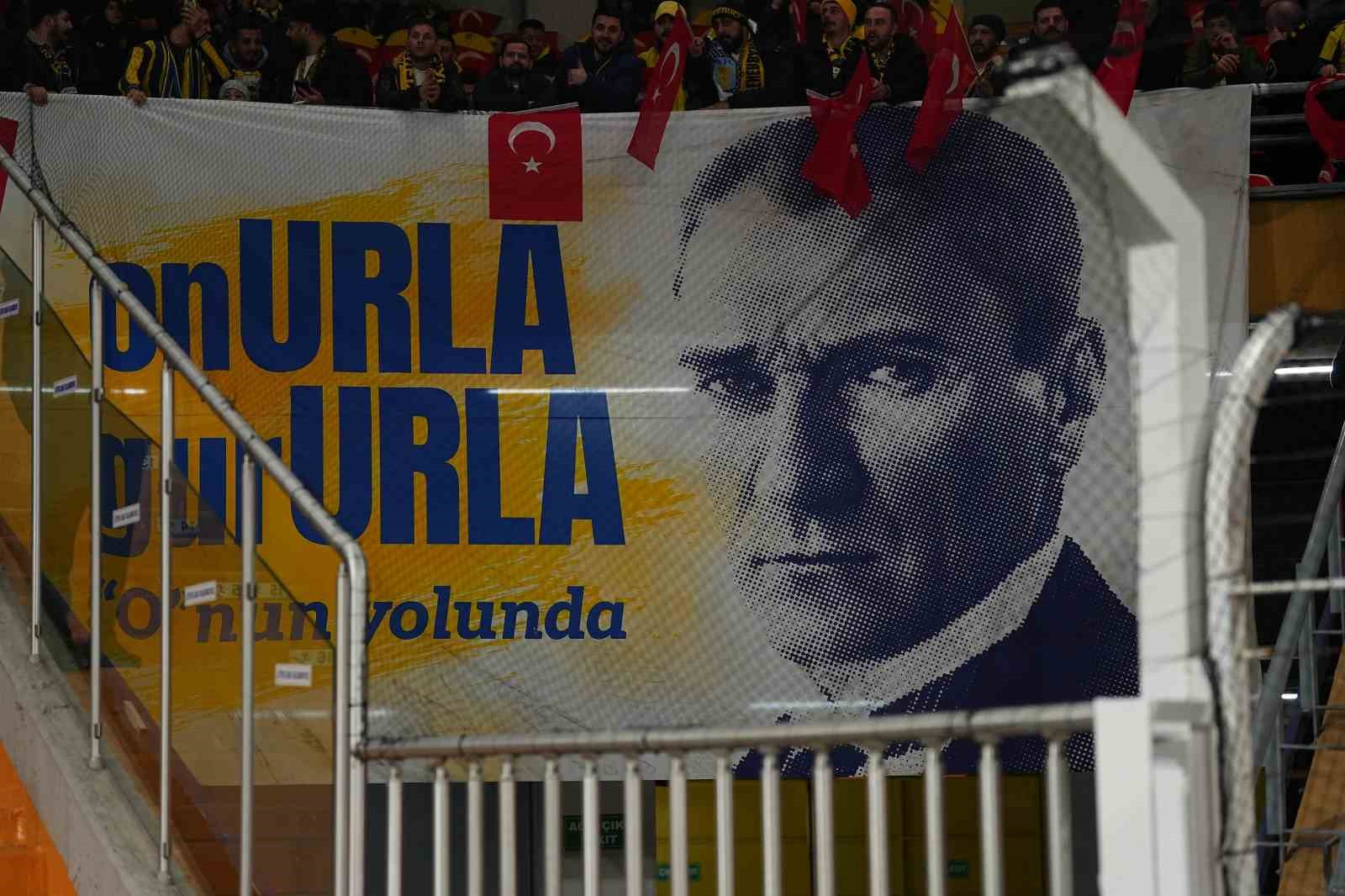 UEFA Avrupa Ligi: Fenerbahçe: 0 - Aston Villa: 0 (Maç devam ediyor)
