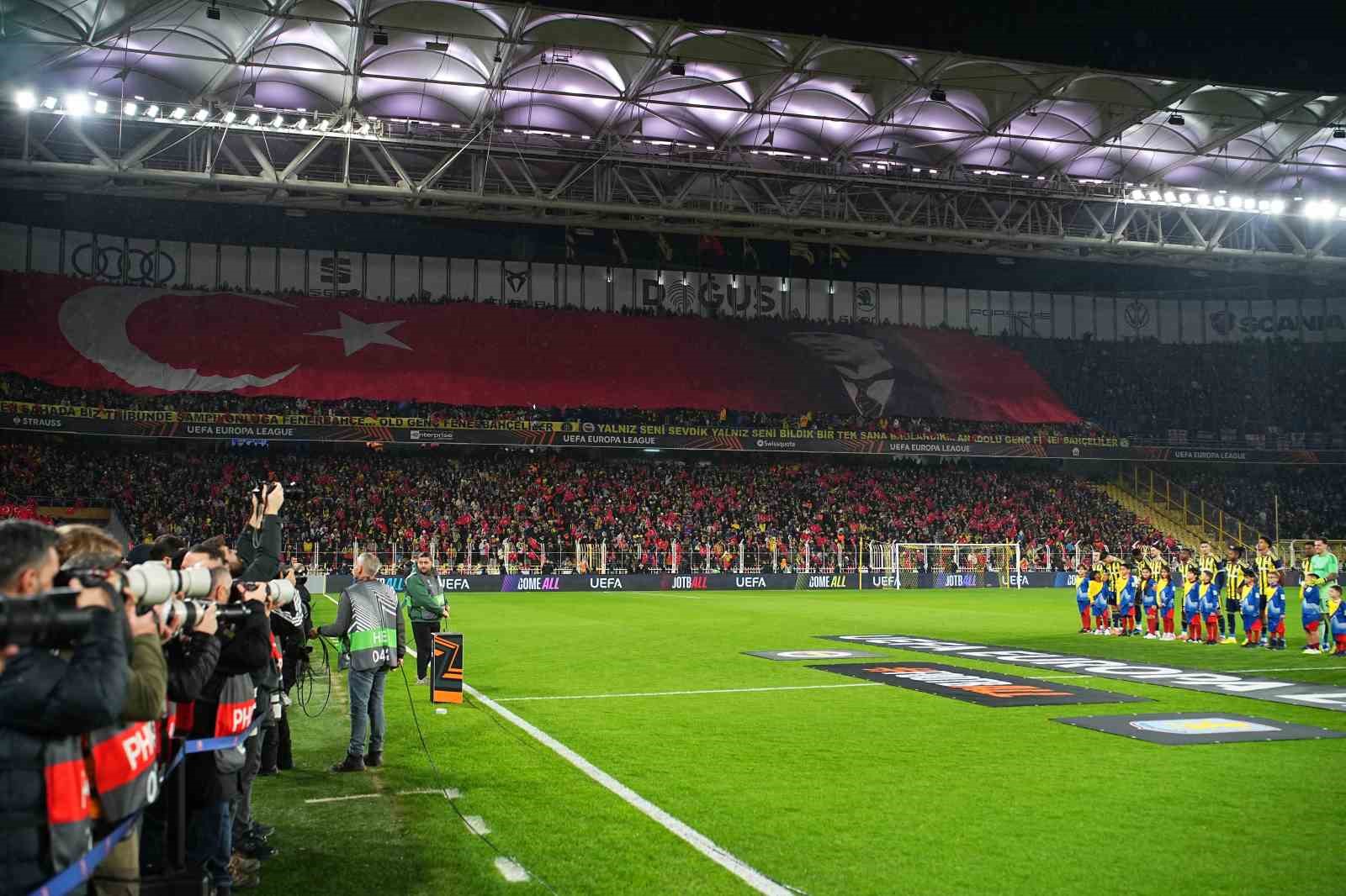 UEFA Avrupa Ligi: Fenerbahçe: 0 - Aston Villa: 0 (Maç devam ediyor)
