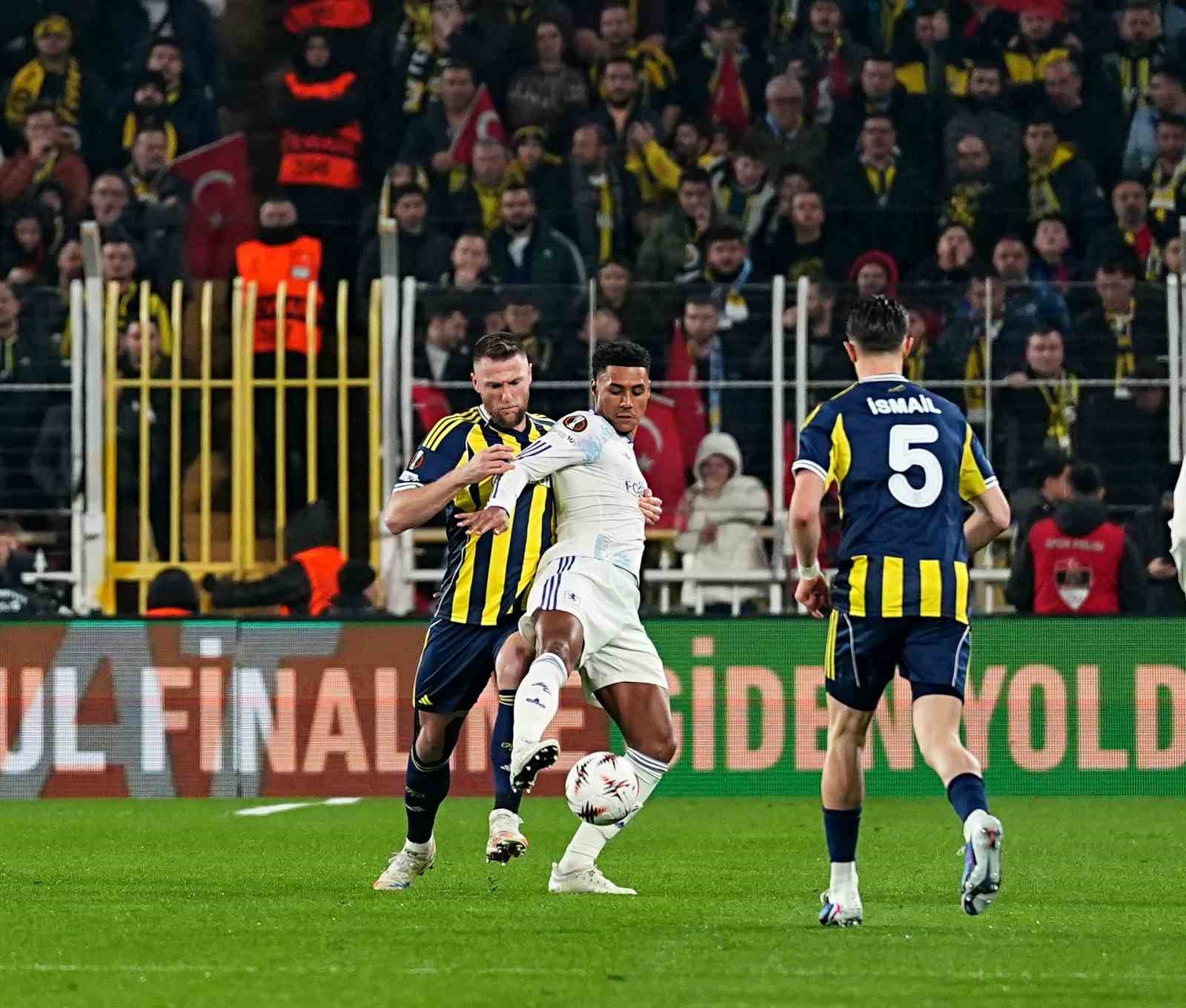 UEFA Avrupa Ligi: Fenerbahçe: 0 - Aston Villa: 0 (Maç devam ediyor)
