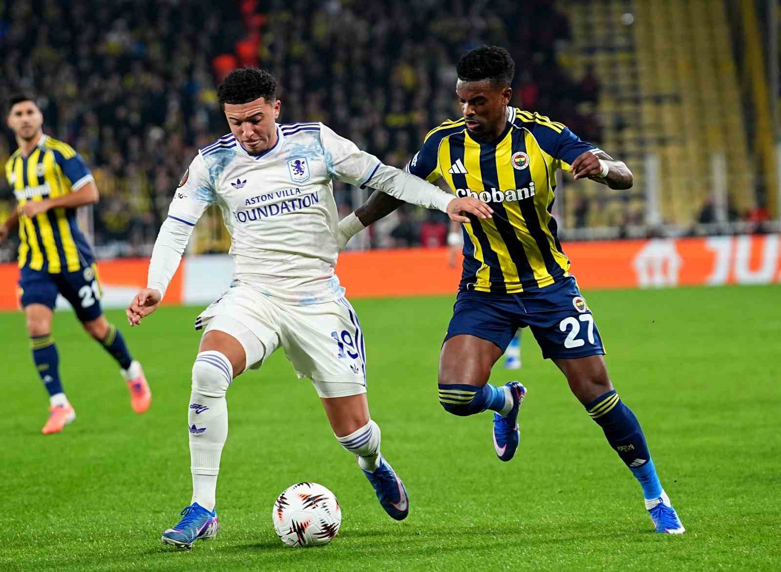 UEFA Avrupa Ligi: Fenerbahçe: 0 - Aston Villa: 1 (İlk yarı)
