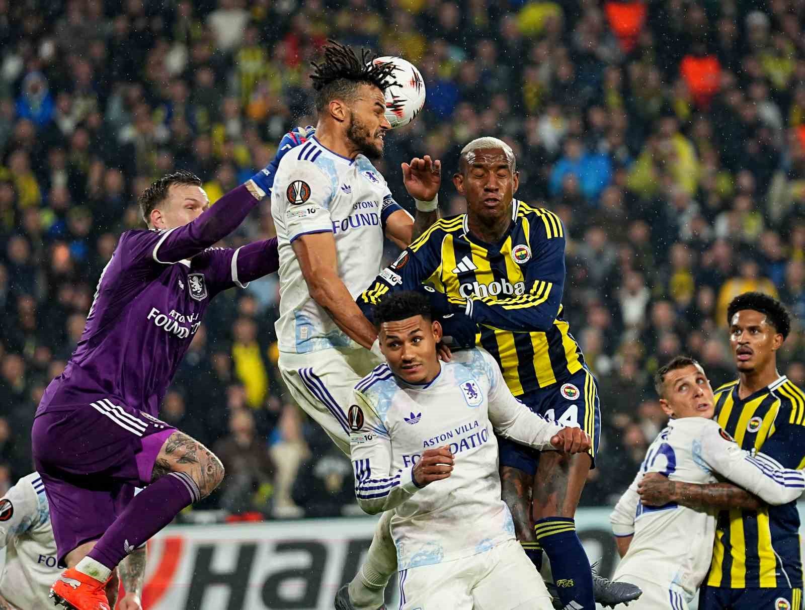 UEFA Avrupa Ligi: Fenerbahçe: 0 - Aston Villa: 1 (Maç sonucu)
