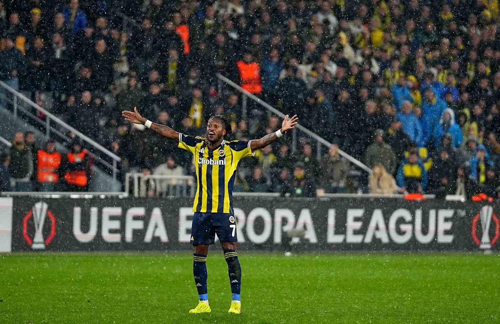 UEFA Avrupa Ligi: Fenerbahçe: 0 - Aston Villa: 1 (Maç sonucu)
