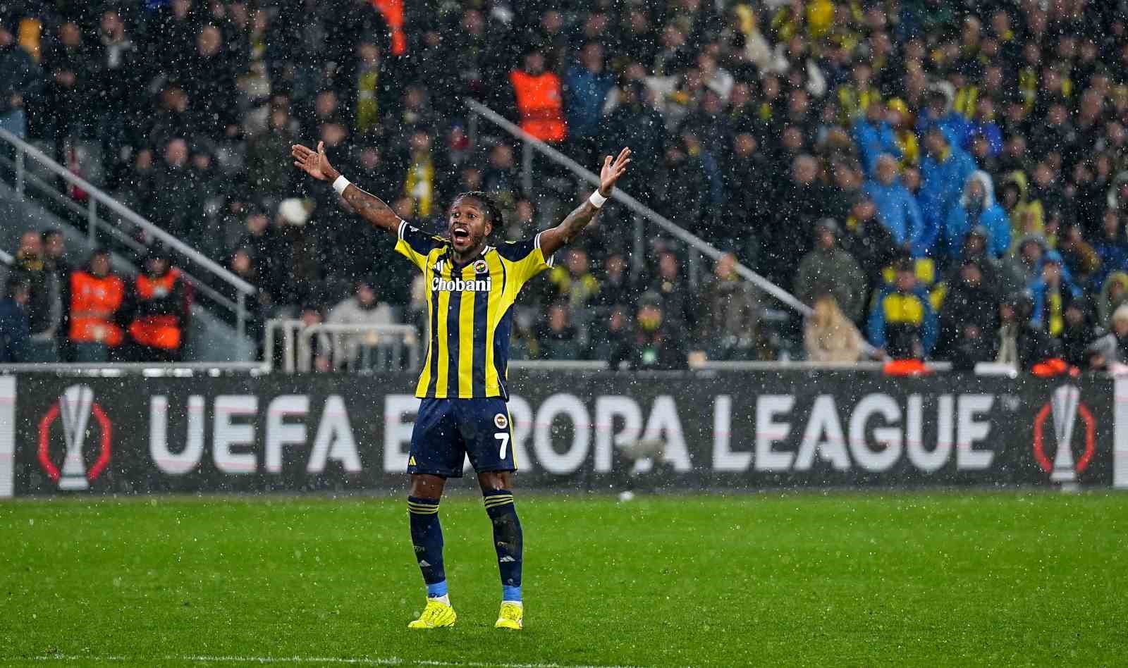 UEFA Avrupa Ligi: Fenerbahçe: 0 - Aston Villa: 1 (Maç sonucu)
