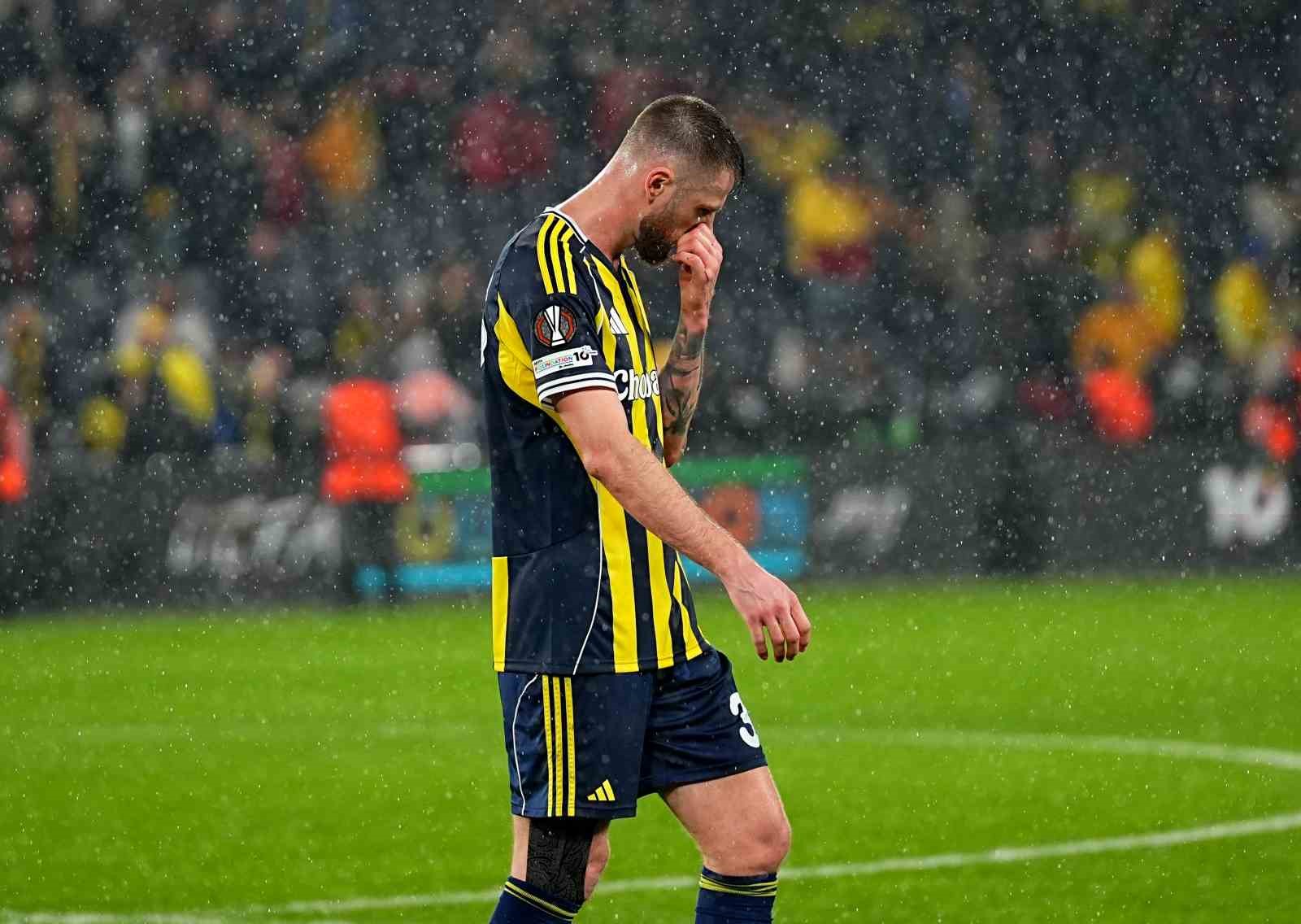 UEFA Avrupa Ligi: Fenerbahçe: 0 - Aston Villa: 1 (Maç sonucu)

