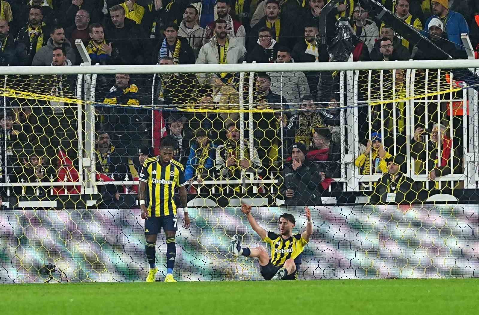 UEFA Avrupa Ligi: Fenerbahçe: 0 - Aston Villa: 1 (Maç sonucu)
