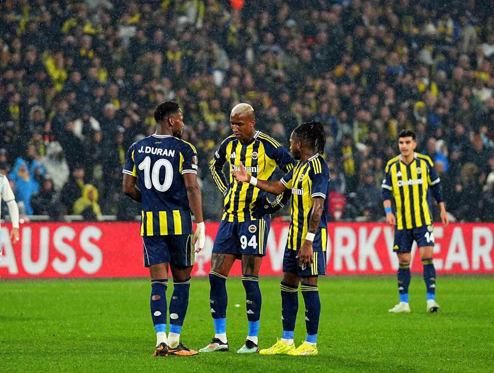 UEFA Avrupa Ligi: Fenerbahçe: 0 - Aston Villa: 1 (Maç sonucu)
