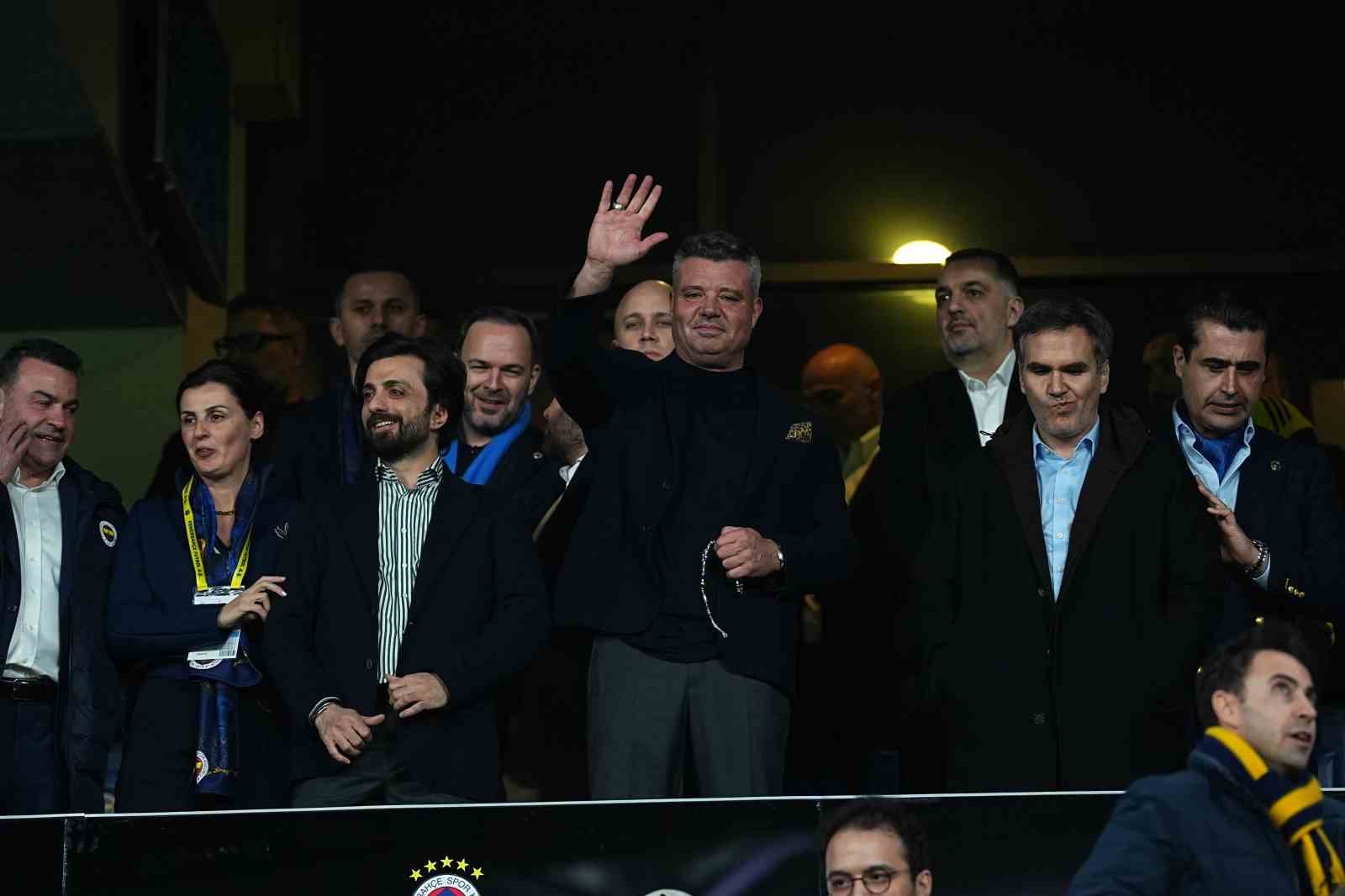 UEFA Avrupa Ligi: Fenerbahçe: 0 - Nottingham Forest: 0 (Maç devam ediyor)
