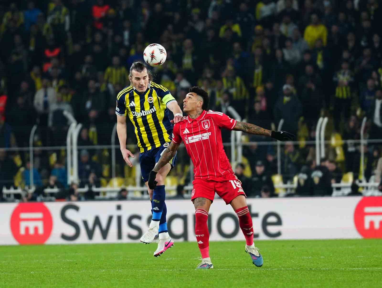 UEFA Avrupa Ligi: Fenerbahçe: 0 - Nottingham Forest: 3 (Maç sonucu)
