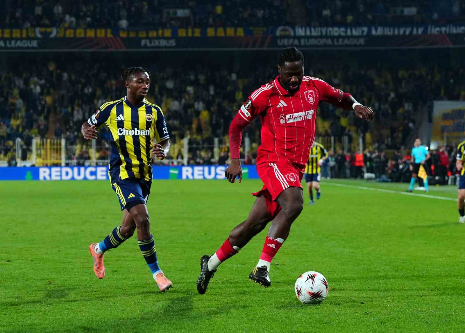 UEFA Avrupa Ligi: Fenerbahçe: 0 - Nottingham Forest: 3 (Maç sonucu)
