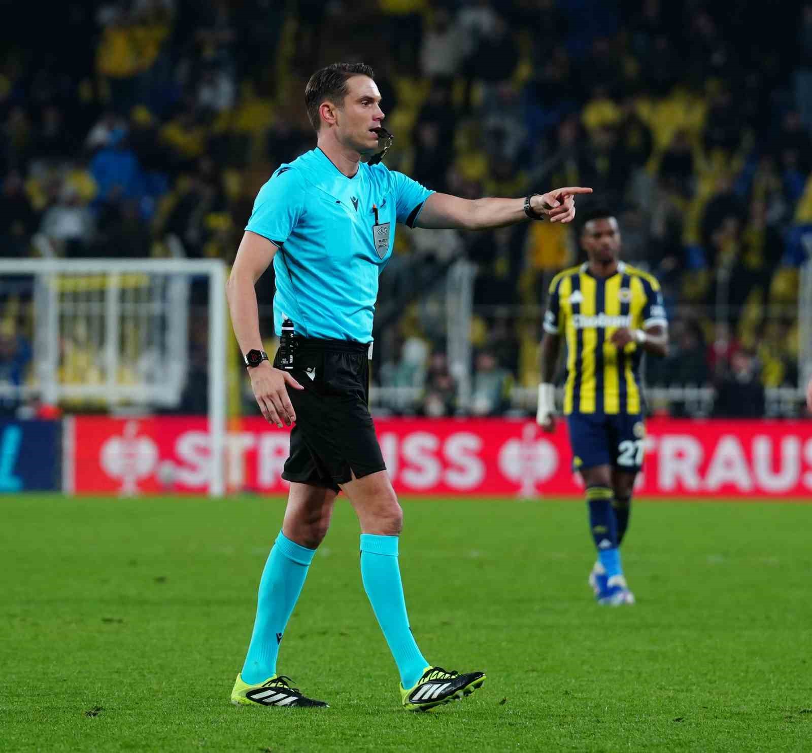 UEFA Avrupa Ligi: Fenerbahçe: 0 - Nottingham Forest: 3 (Maç sonucu)
