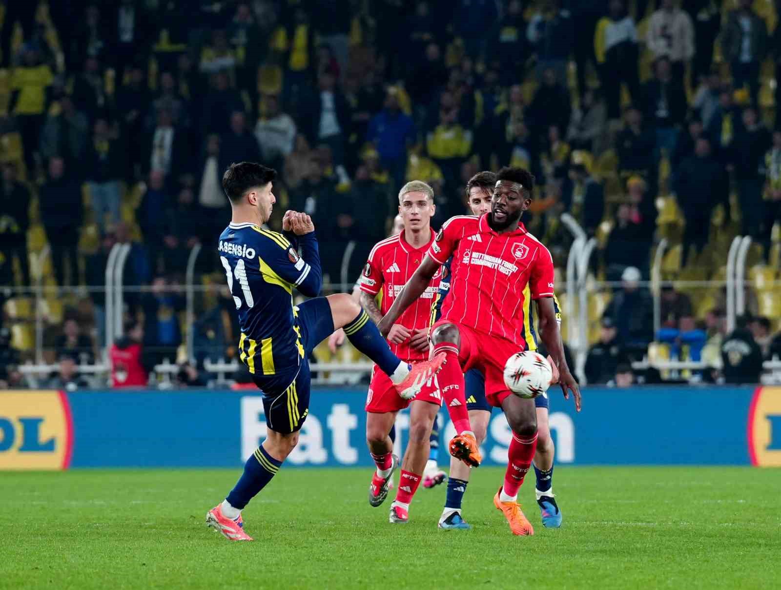 UEFA Avrupa Ligi: Fenerbahçe: 0 - Nottingham Forest: 3 (Maç sonucu)
