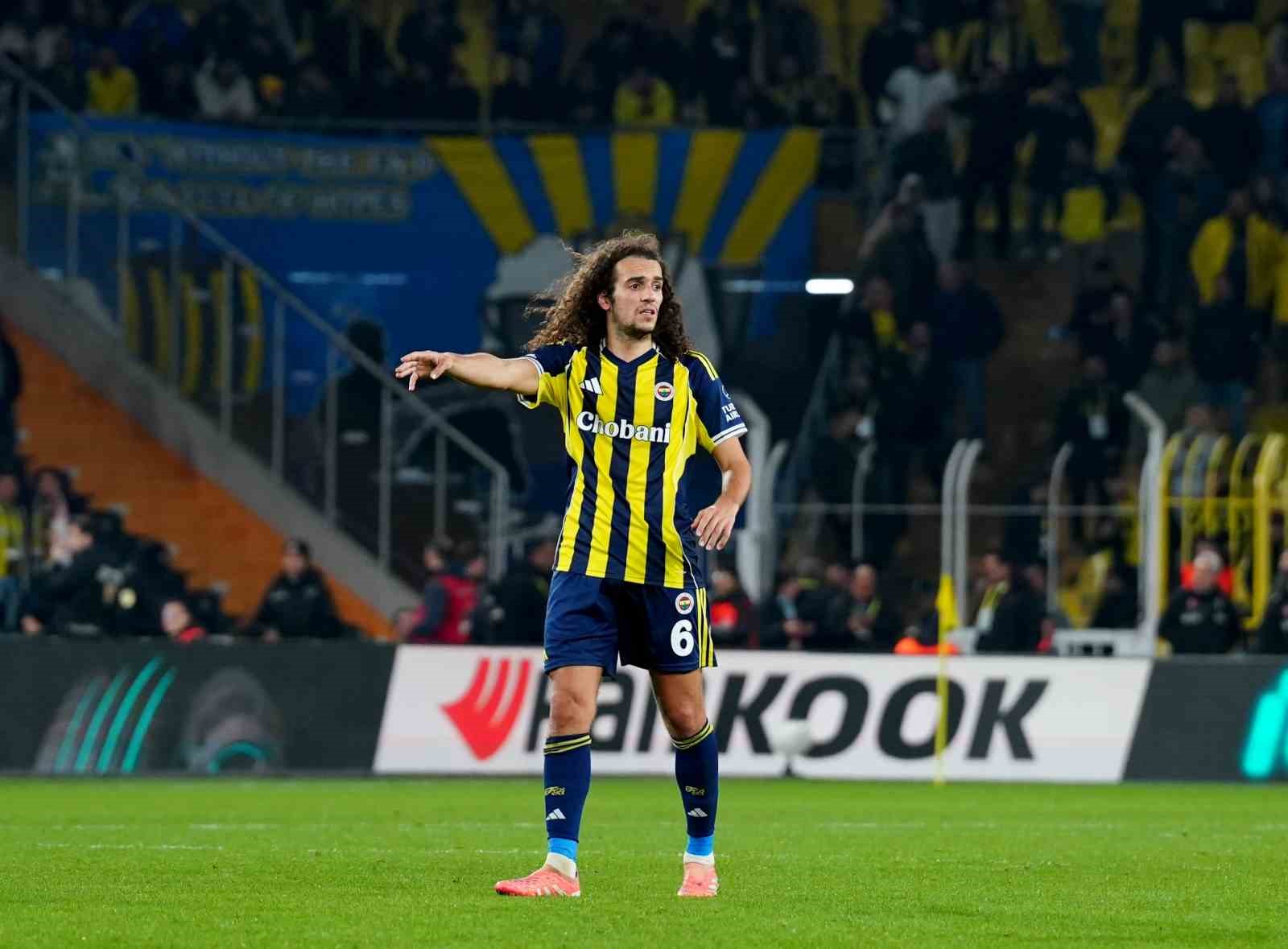 UEFA Avrupa Ligi: Fenerbahçe: 0 - Nottingham Forest: 3 (Maç sonucu)
