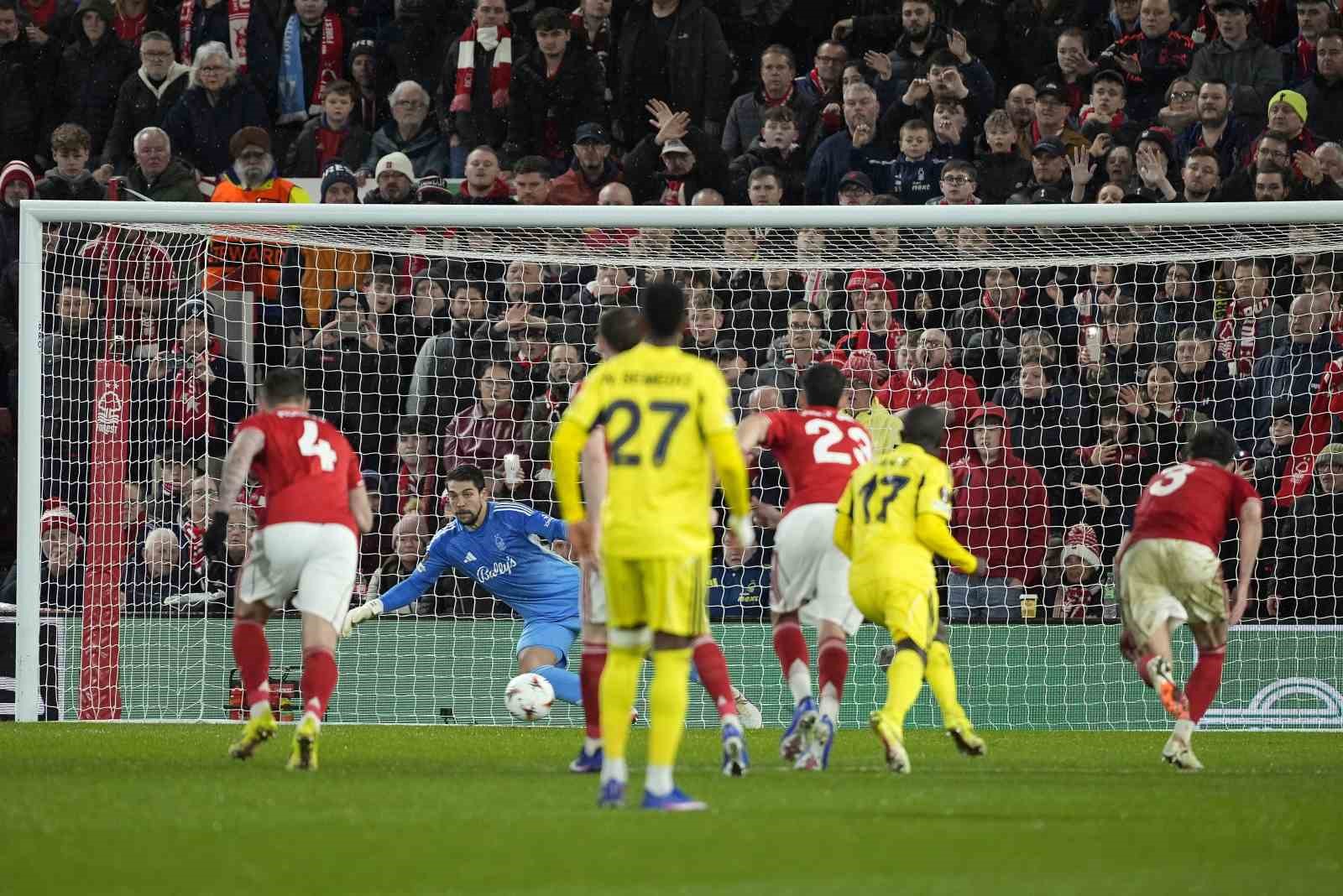 UEFA Avrupa Ligi: Nottingham Forest: 1 - Fenerbahçe: 2 (Maç sonucu)
