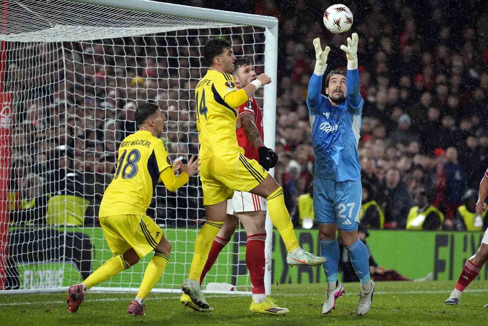 UEFA Avrupa Ligi: Nottingham Forest: 1 - Fenerbahçe: 2 (Maç sonucu)
