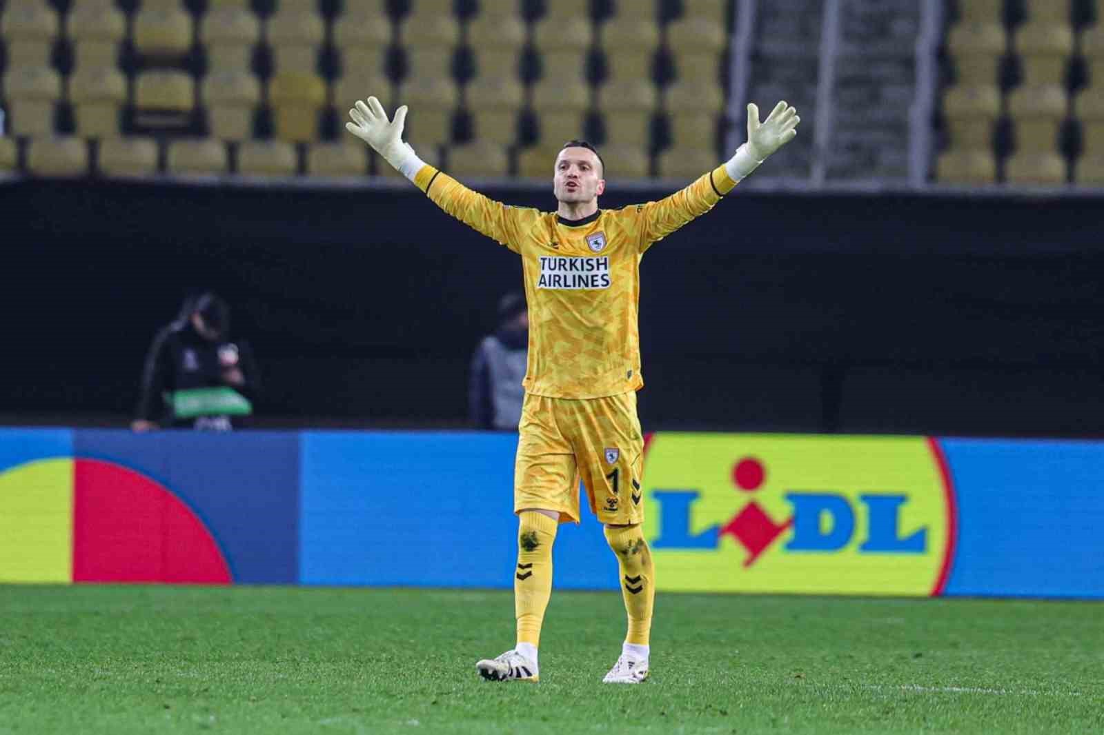 UEFA Konferans Ligi: KF Shkendija: 0 - Samsunspor: 1 (Maç sonucu)
UEFA Konferans Ligi: KF Shkendija: 0 - Samsunspor: 1 (Maç sonucu)