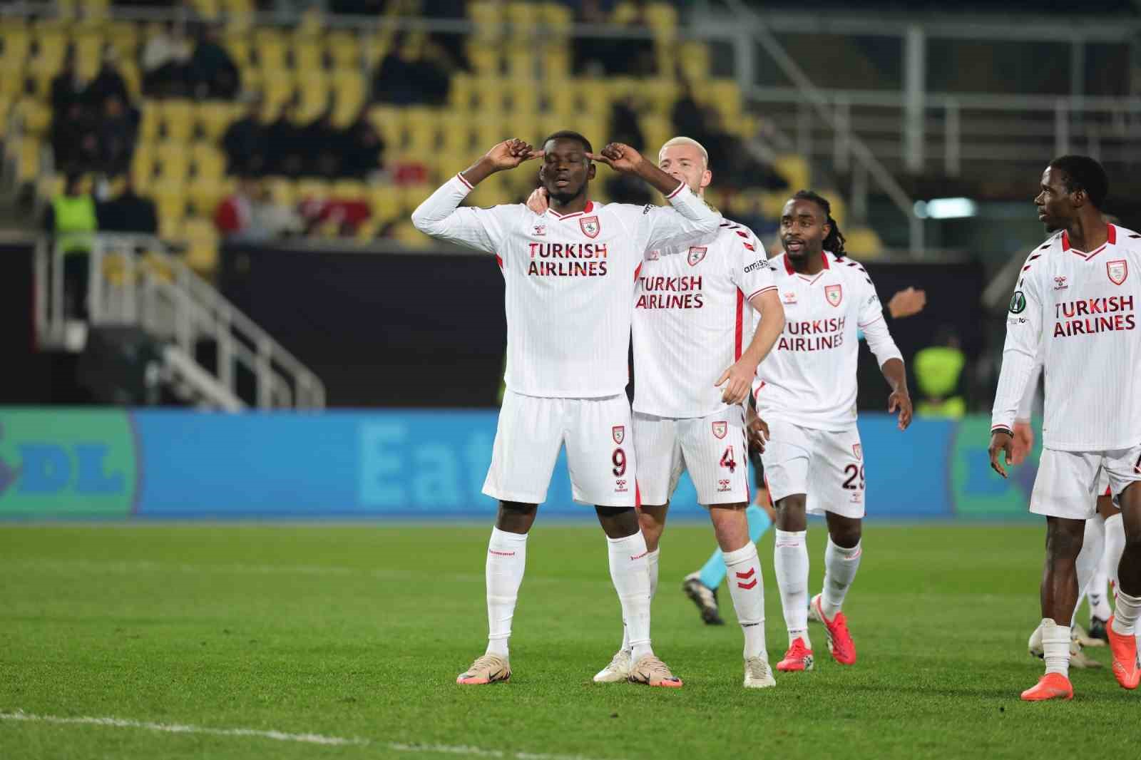 UEFA Konferans Ligi: KF Shkendija: 0 - Samsunspor: 1 (Maç sonucu)
UEFA Konferans Ligi: KF Shkendija: 0 - Samsunspor: 1 (Maç sonucu)