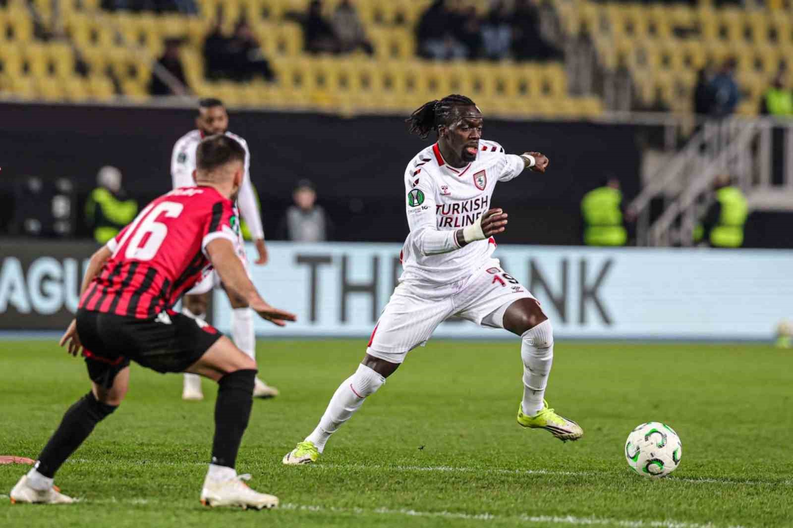 UEFA Konferans Ligi: KF Shkendija: 0 - Samsunspor: 1 (Maç sonucu)
UEFA Konferans Ligi: KF Shkendija: 0 - Samsunspor: 1 (Maç sonucu)