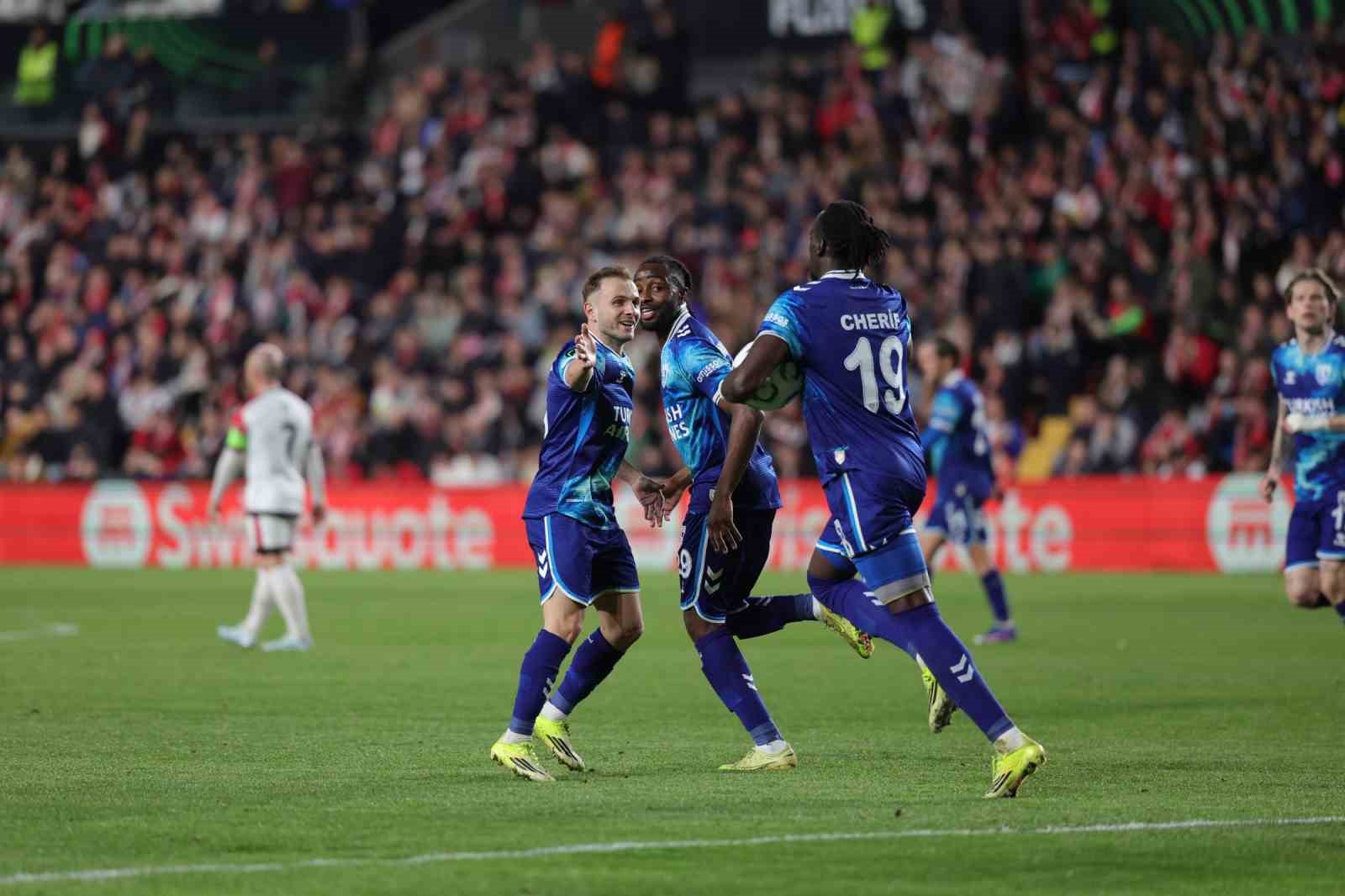 UEFA Konferans Ligi: Rayo Vallecano: 0 - Samsunspor: 1 (Maç sonucu)
