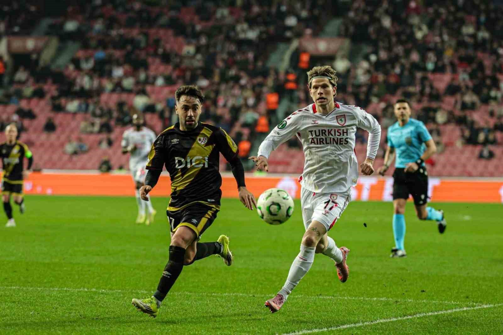 UEFA Konferans Ligi: Samsunspor: 1 - Rayo Vallecano: 3 (Maç sonucu)
