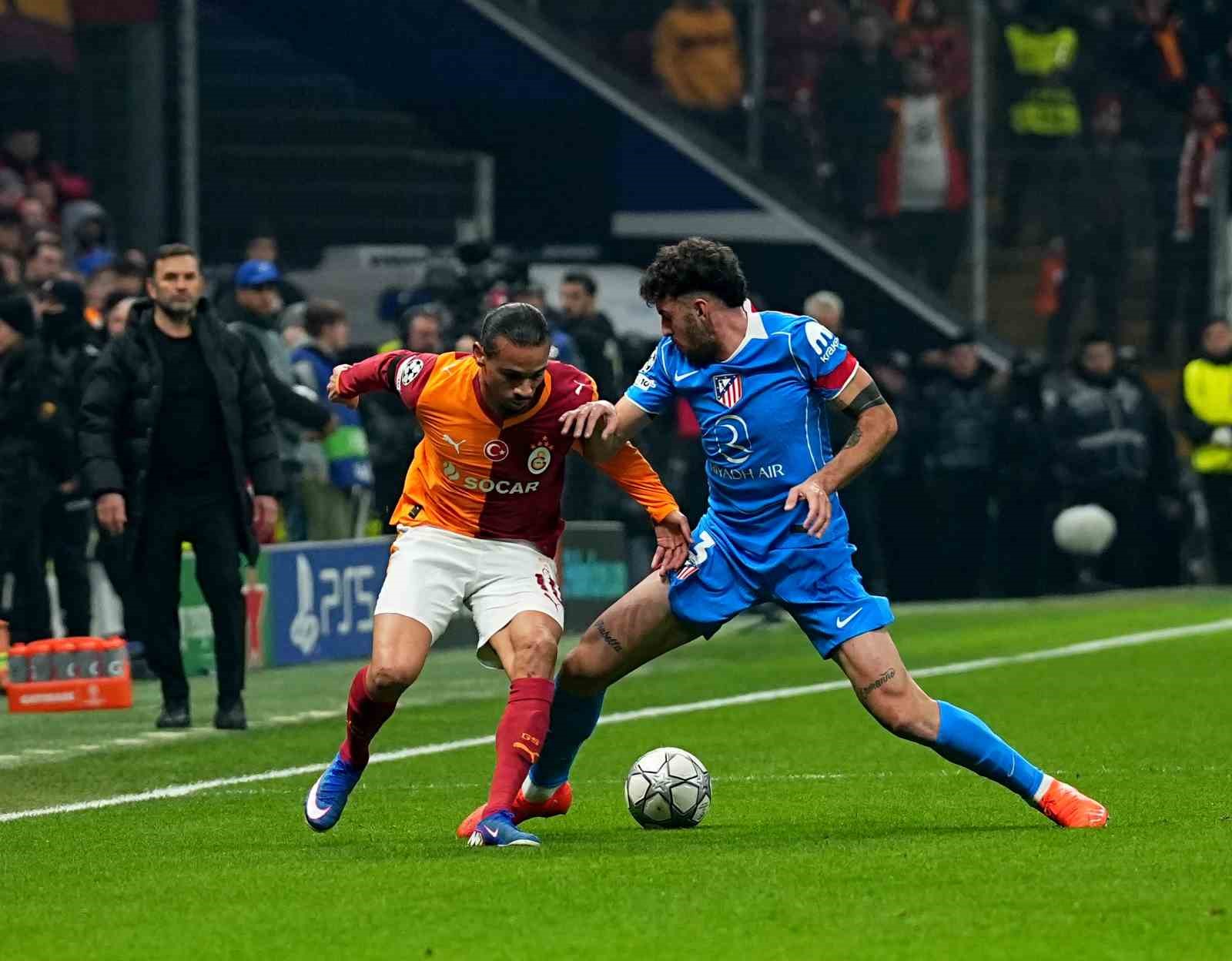 UEFA Şampiyonlar Ligi: Galatasaray: 1 - Atletico Madrid: 1 (İlk yarı)
