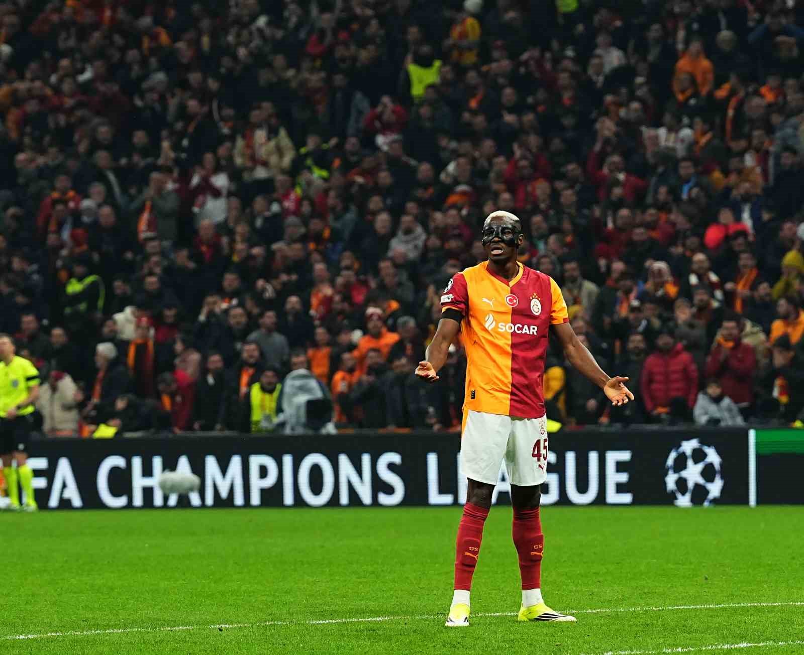 UEFA Şampiyonlar Ligi: Galatasaray: 1 - Atletico Madrid: 1 (İlk yarı)
