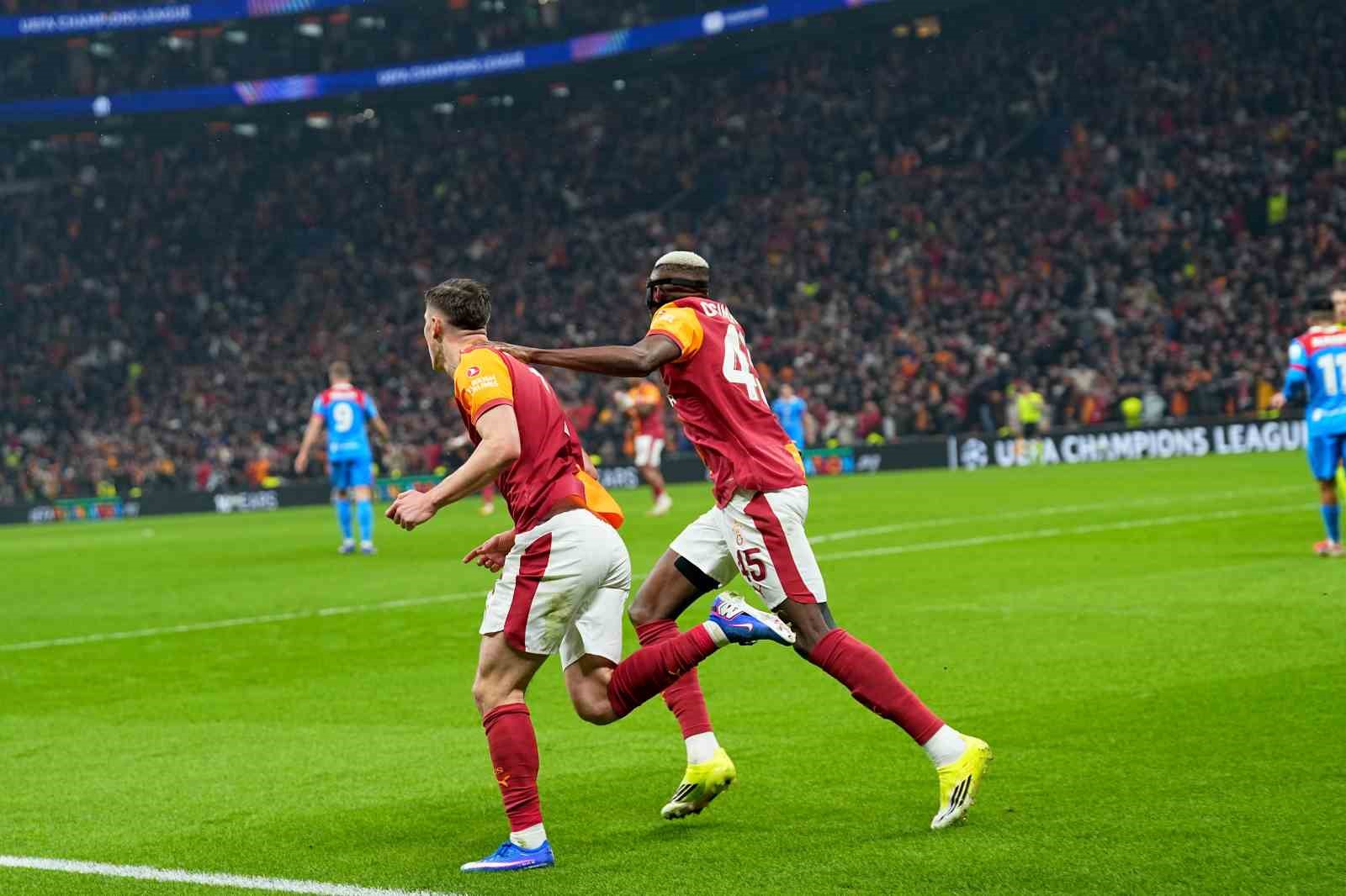 UEFA Şampiyonlar Ligi: Galatasaray: 1 - Atletico Madrid: 1 (İlk yarı)
