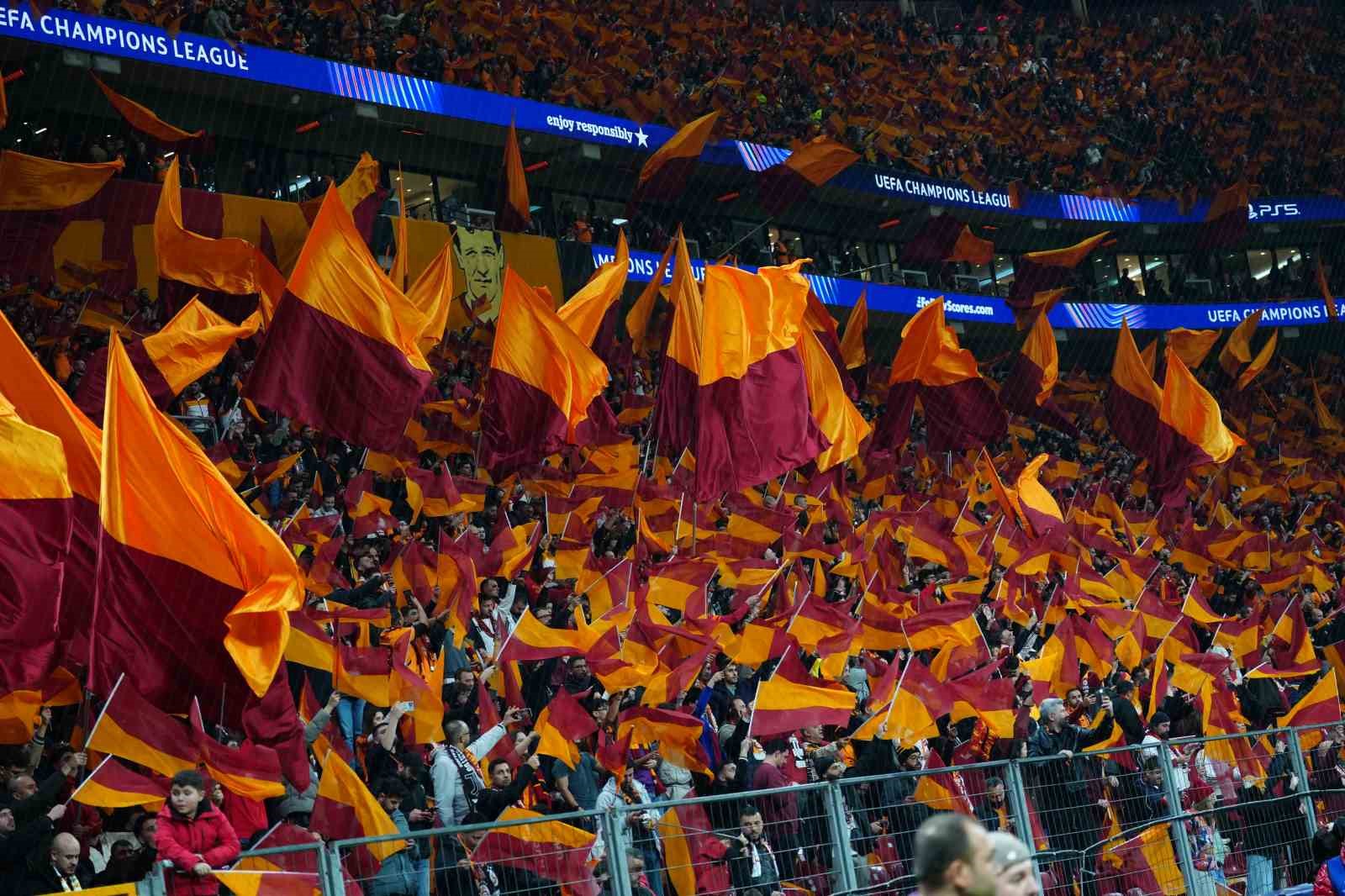 UEFA Şampiyonlar Ligi: Galatasaray: 1 - Juventus: 0 (Maç devam ediyor)
