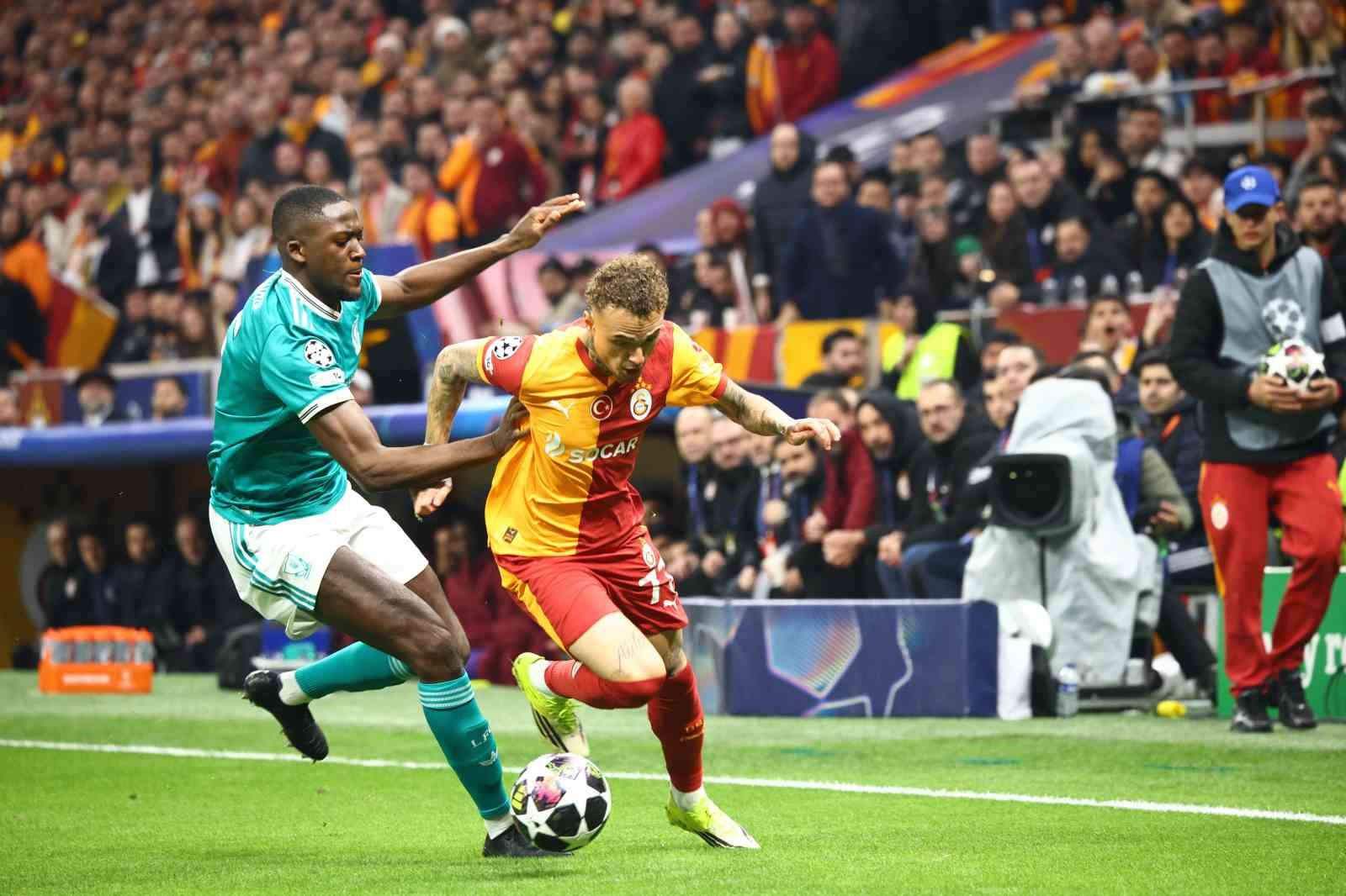 UEFA Şampiyonlar Ligi: Galatasaray: 1 - Liverpool: 0 (Maç devam ediyor)
