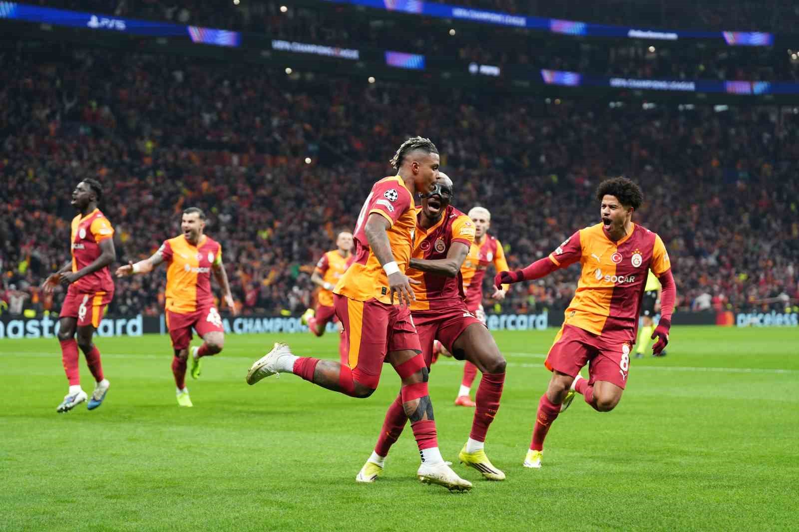 UEFA Şampiyonlar Ligi: Galatasaray: 1 - Liverpool: 0 (Maç devam ediyor)
