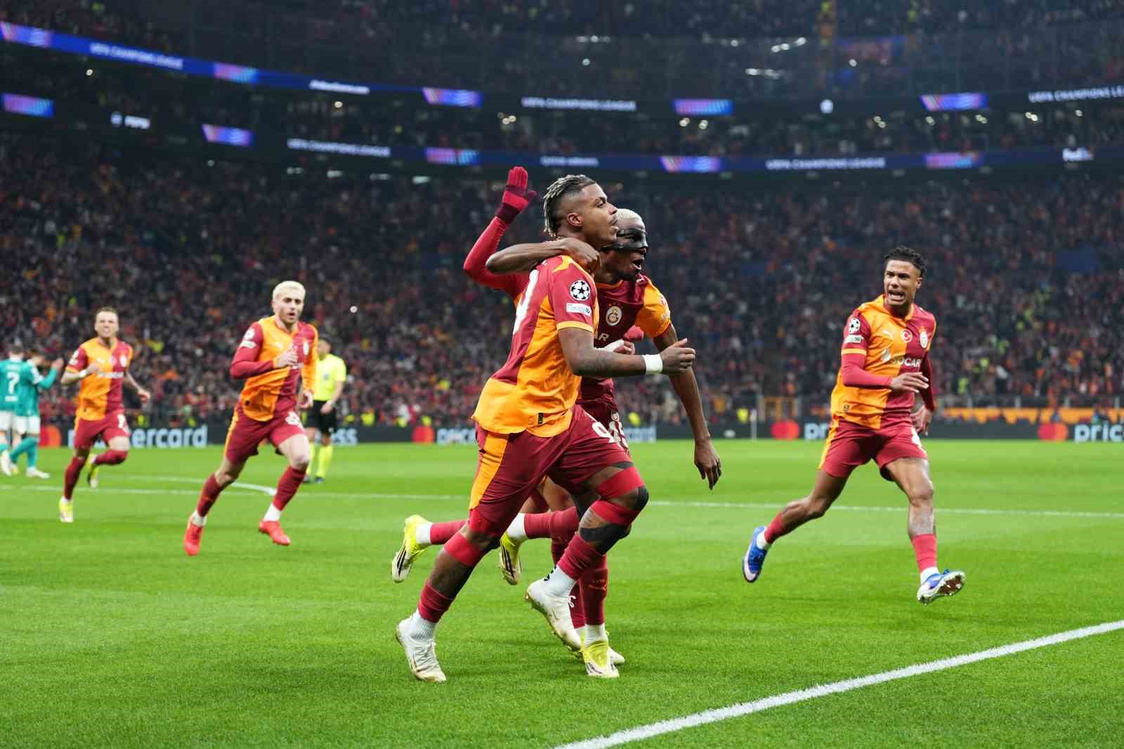 UEFA Şampiyonlar Ligi: Galatasaray: 1 - Liverpool: 0 (Maç devam ediyor)
