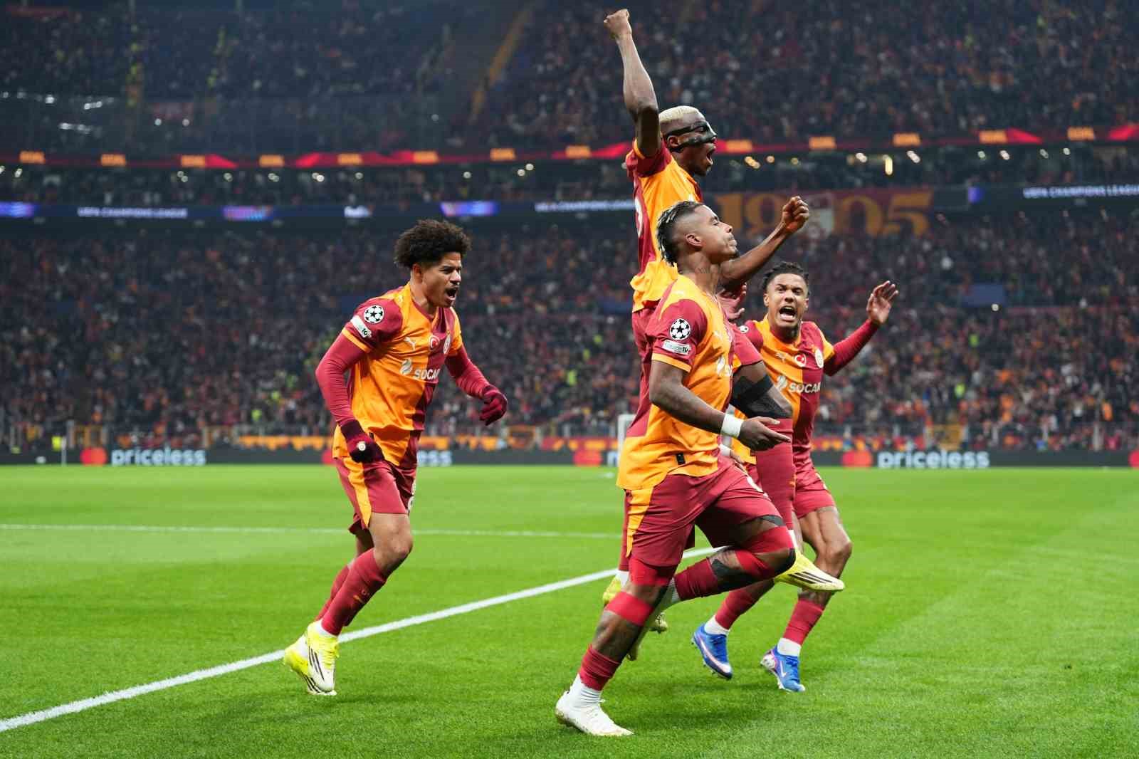 UEFA Şampiyonlar Ligi: Galatasaray: 1 - Liverpool: 0 (Maç devam ediyor)
