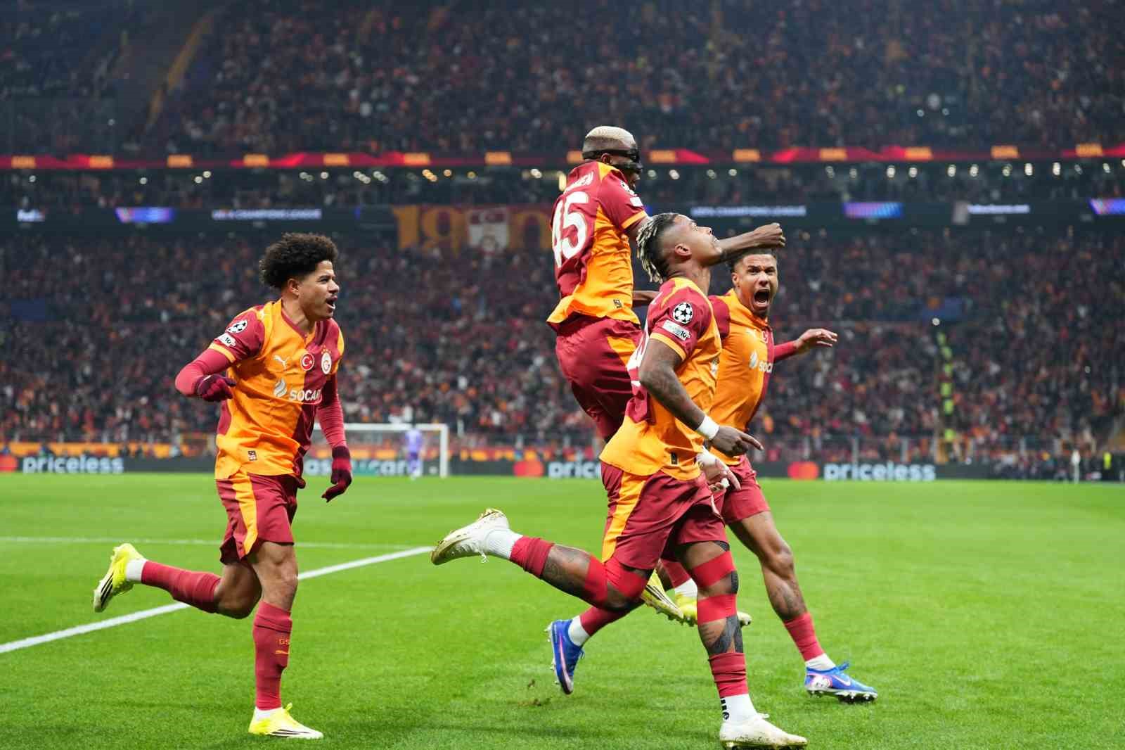 UEFA Şampiyonlar Ligi: Galatasaray: 1 - Liverpool: 0 (Maç devam ediyor)
