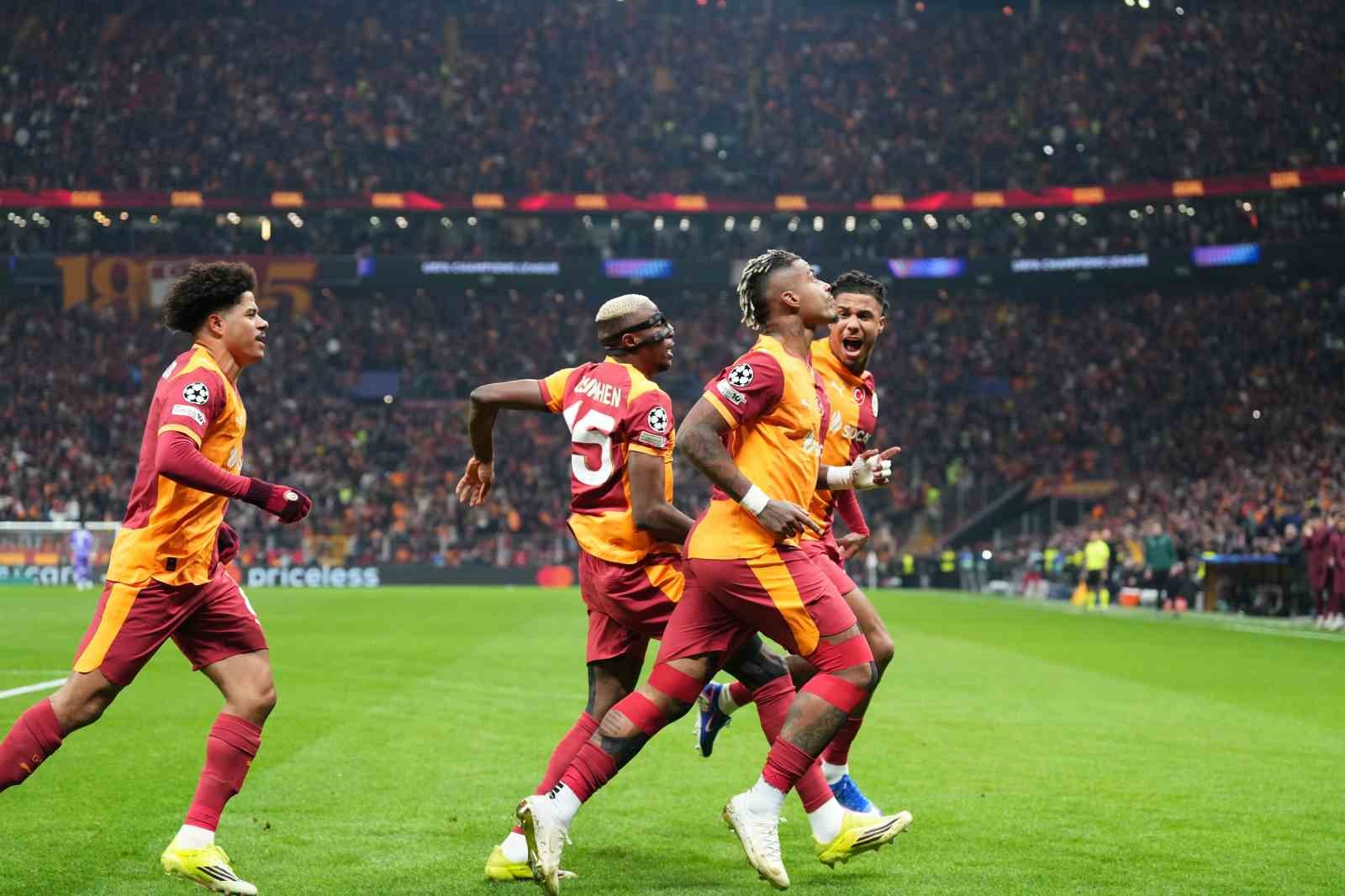 UEFA Şampiyonlar Ligi: Galatasaray: 1 - Liverpool: 0 (Maç devam ediyor)
