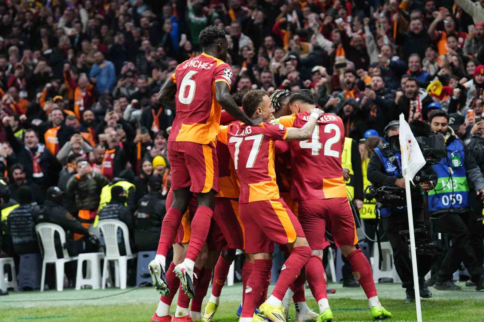 UEFA Şampiyonlar Ligi: Galatasaray: 1 - Liverpool: 0 (Maç devam ediyor)
