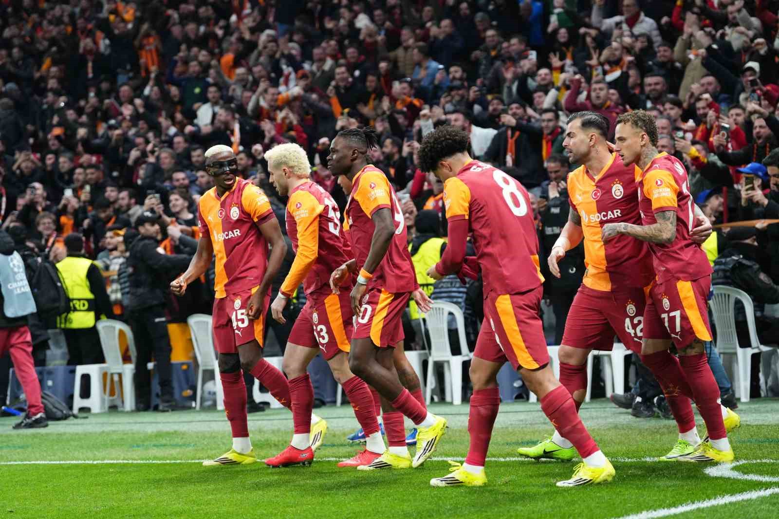 UEFA Şampiyonlar Ligi: Galatasaray: 1 - Liverpool: 0 (Maç devam ediyor)
