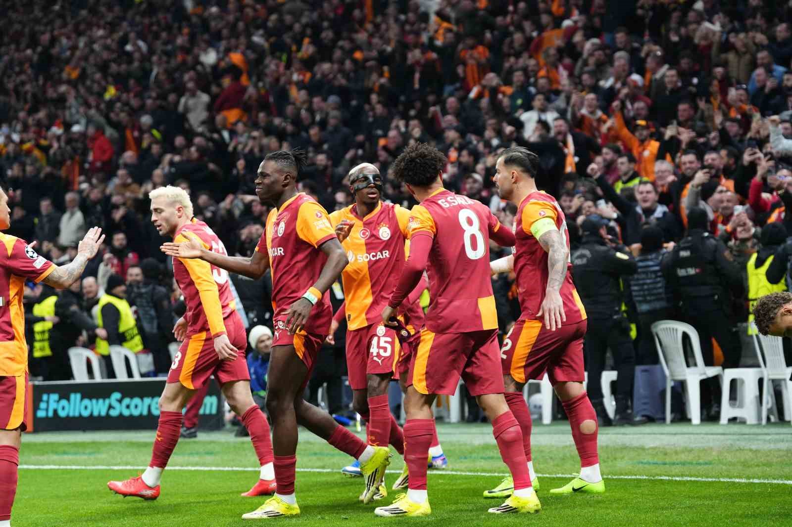 UEFA Şampiyonlar Ligi: Galatasaray: 1 - Liverpool: 0 (Maç devam ediyor)
