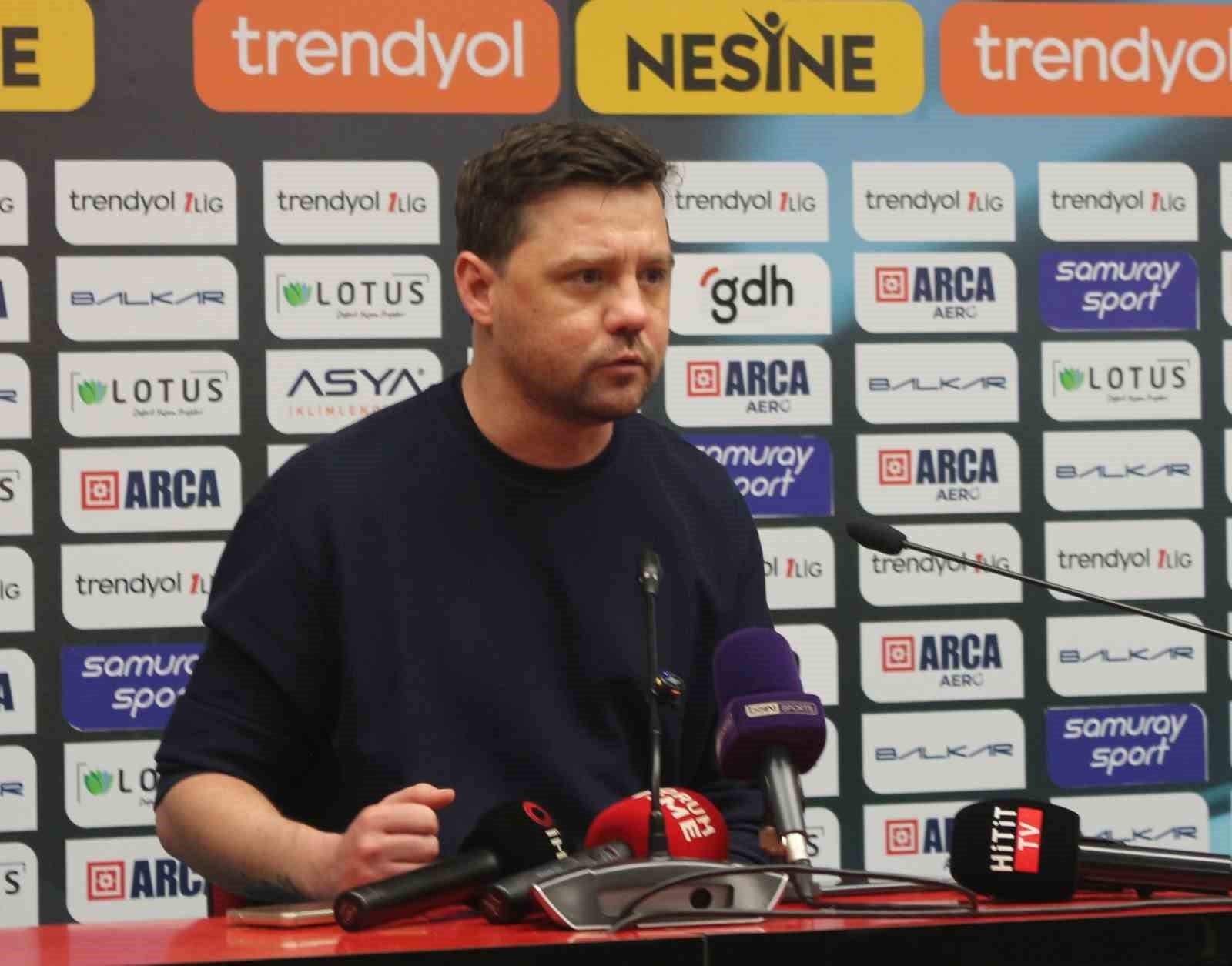 Uğur Uçar: "Bazen sahanın içinde ne yaparsanız yapın olmaz"
