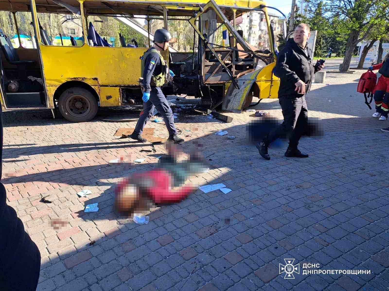 Ukrayna’da otobüse İHA’lı saldırı: 3 ölü, 12 yaralı
