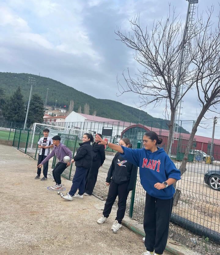 Ula’da bocce kursları dört mevsim sürüyor
