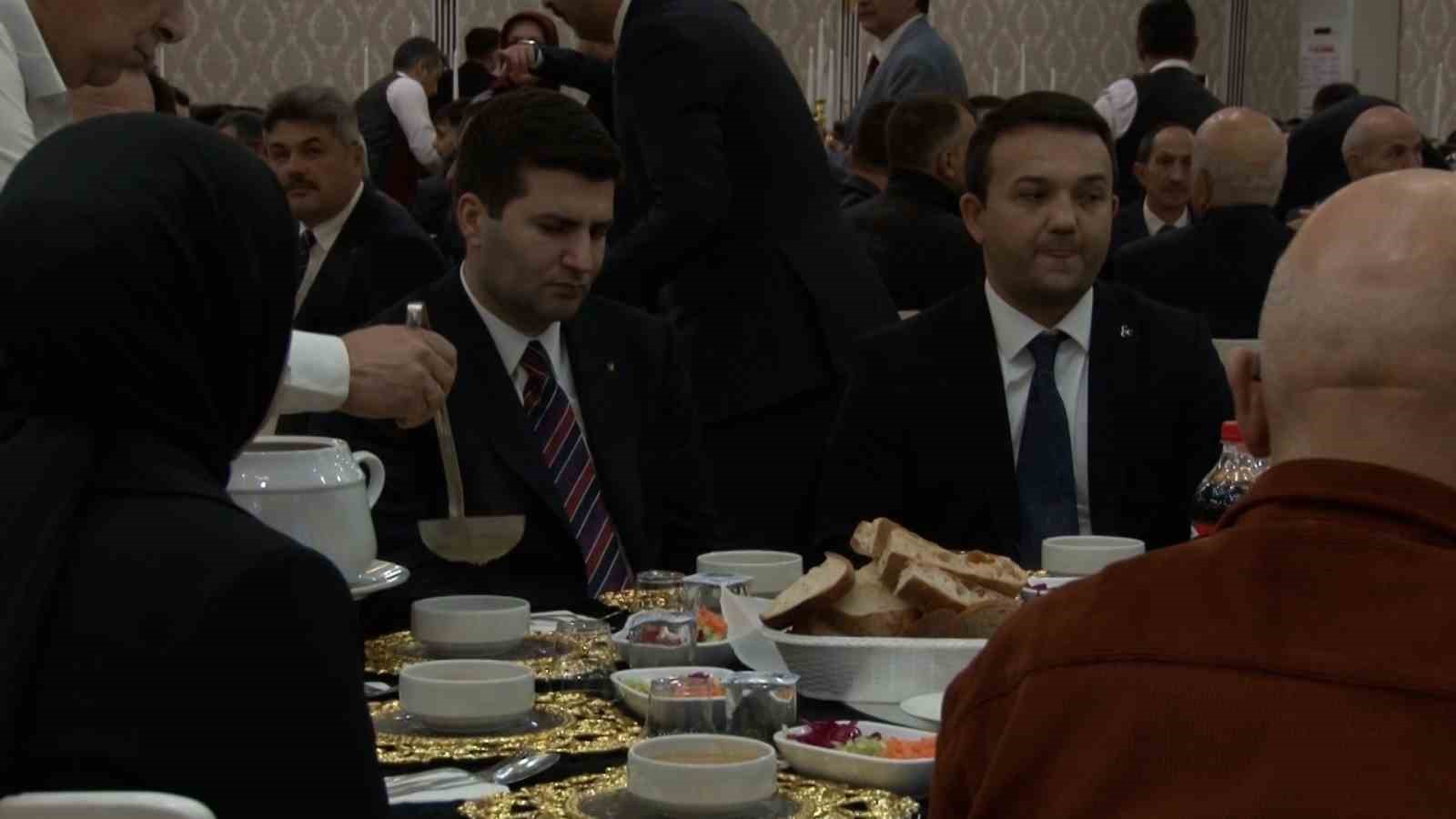 Ülkü Ocakları Genel Başkanı Yıldırım: "Sınırlarımız dışındaki zulme rağmen vatanımızda güvendeyiz"
