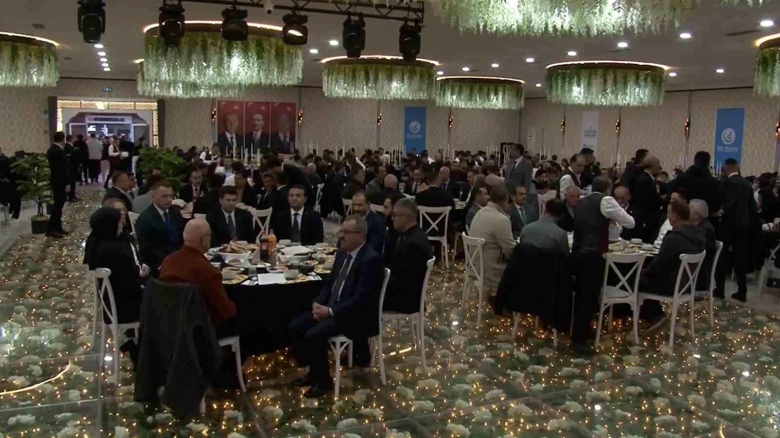 Ülkü Ocakları Genel Başkanı Yıldırım: "Sınırlarımız dışındaki zulme rağmen vatanımızda güvendeyiz"
