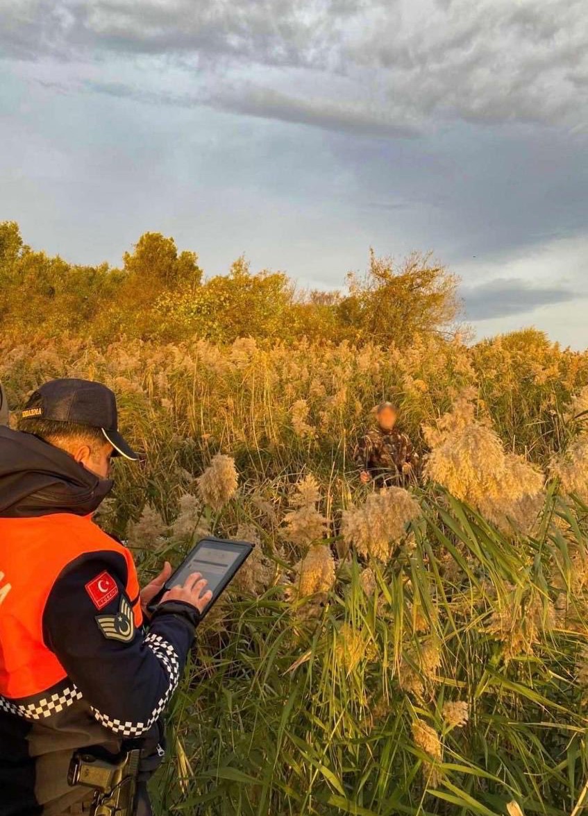 Uluabat Gölü’nde usulsüz avlananlara 431 bin TL ceza
