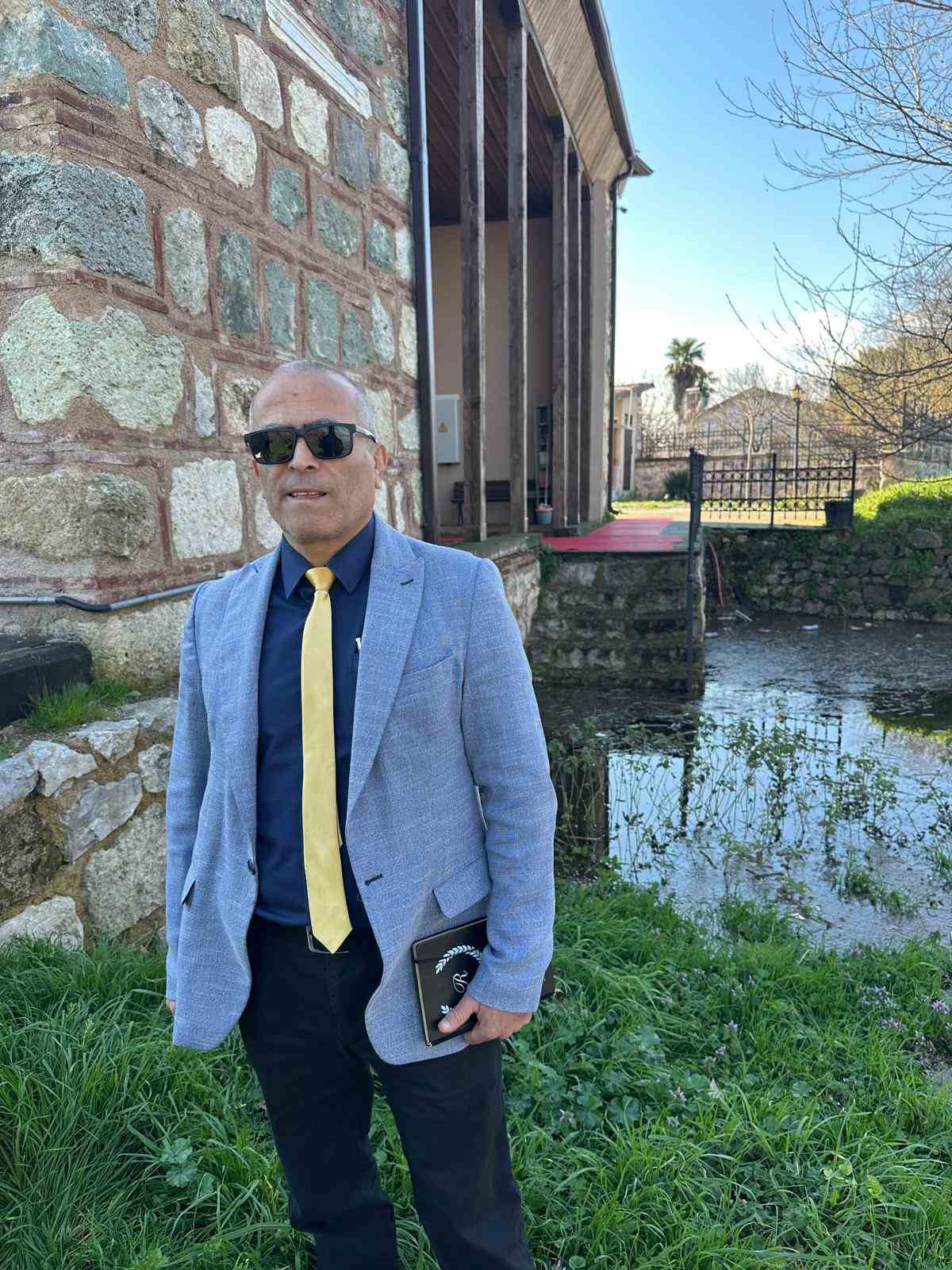 Uluabat Gölü’nün suları 625 yıllık camiyi tehdit ediyor
