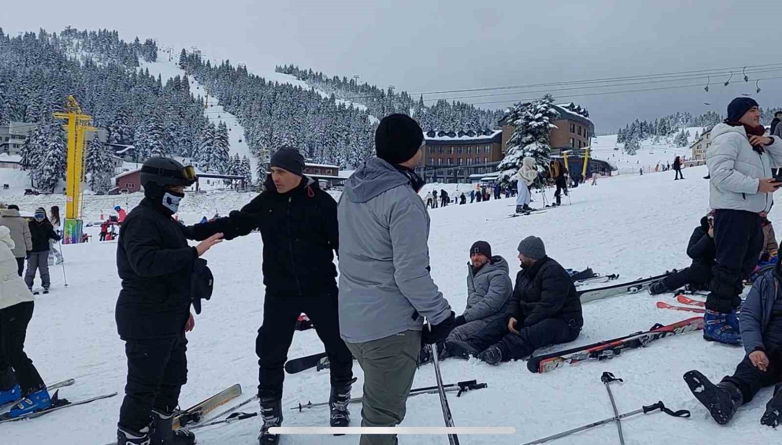 Uludağ’da telesiyej arızası: Mahsur kalan 40 tatilci kurtarıldı
